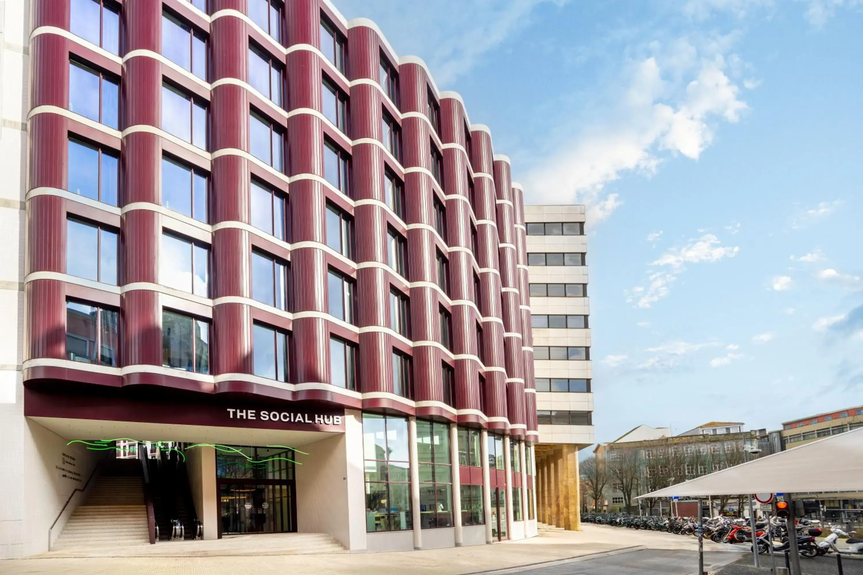 Property building in The Social Hub Porto Property building in The Social Hub Porto