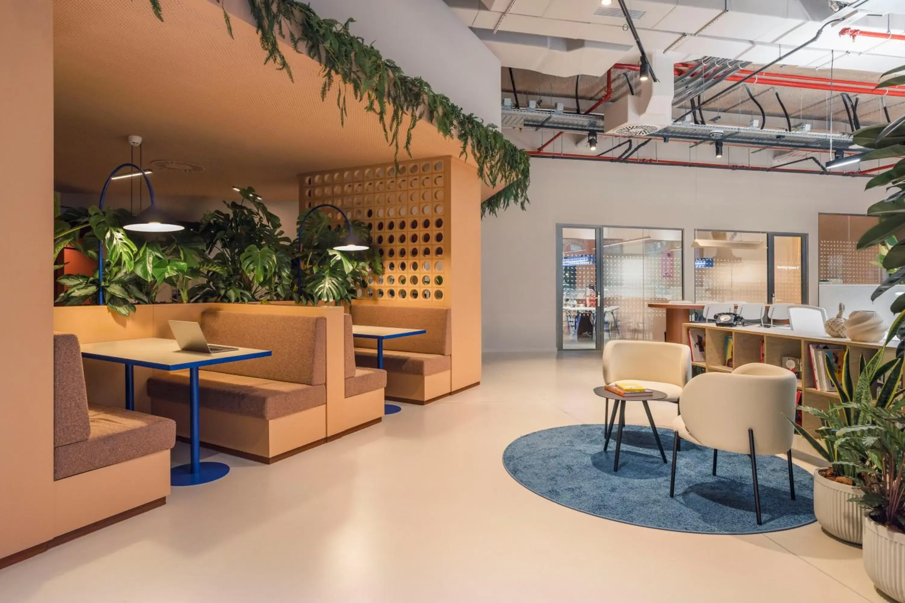 Living room in The Social Hub Porto Living room in The Social Hub Porto