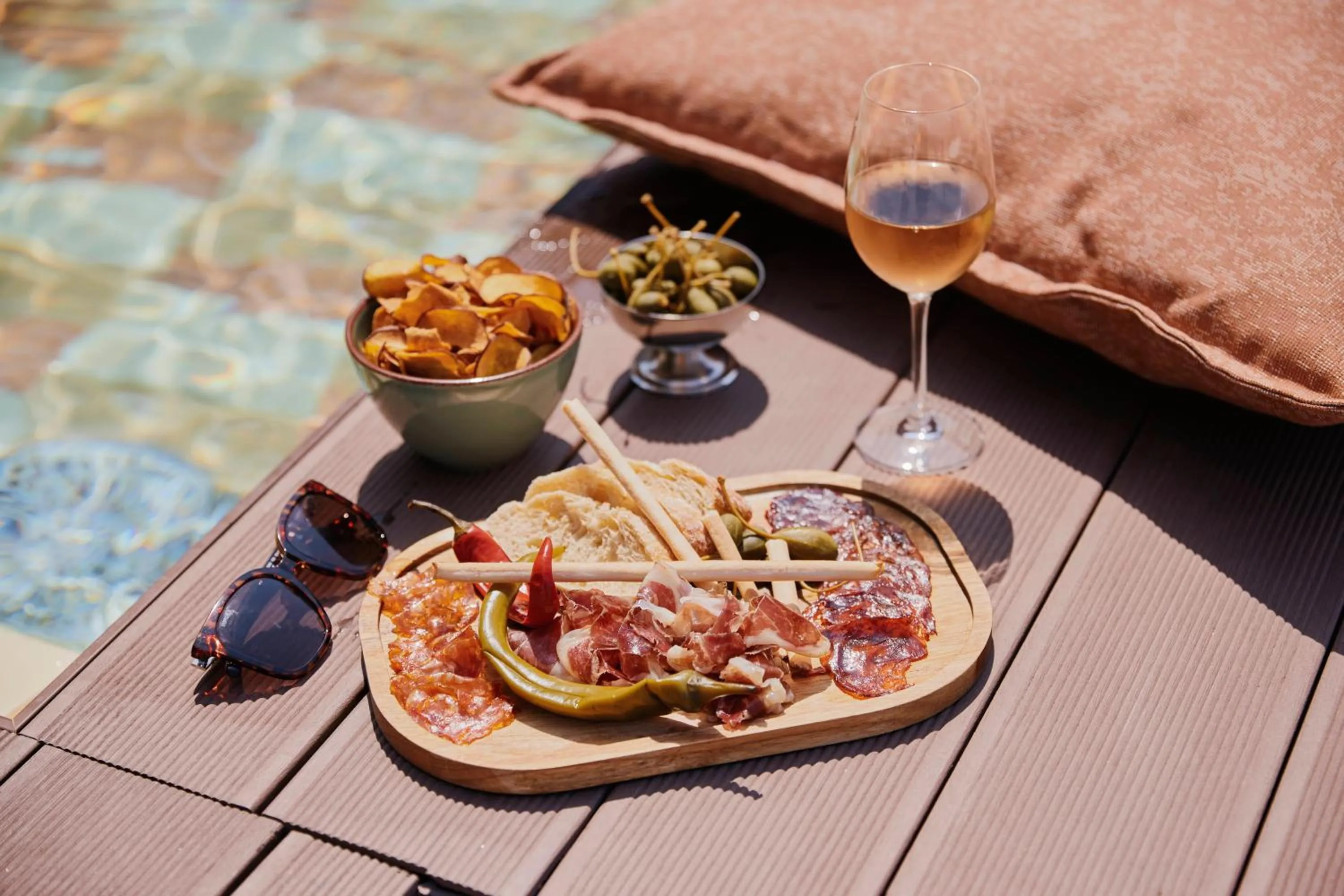 Restaurant/places to eat in The Social Hub Porto