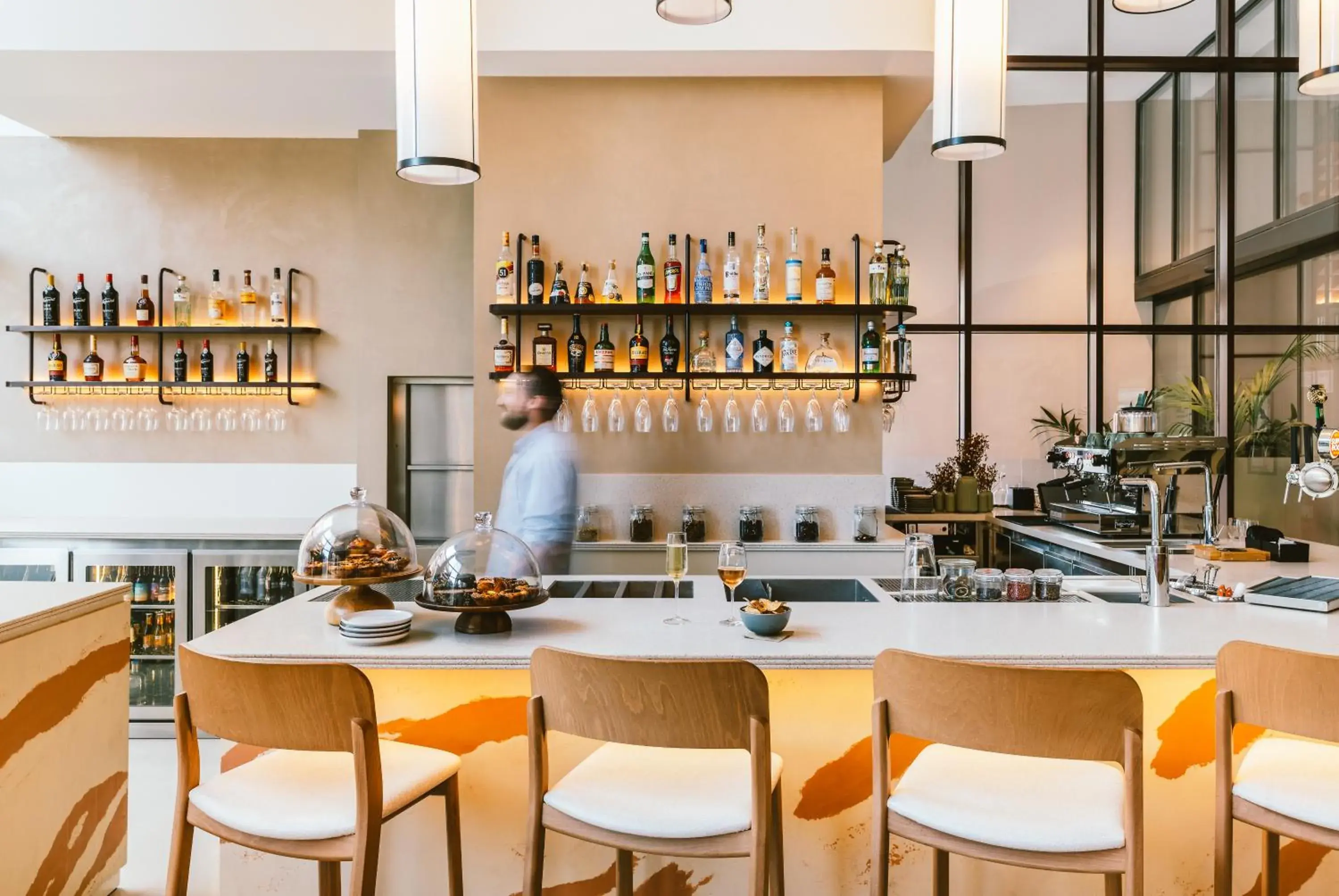 Restaurant/places to eat in The Social Hub Porto Restaurant/places to eat in The Social Hub Porto