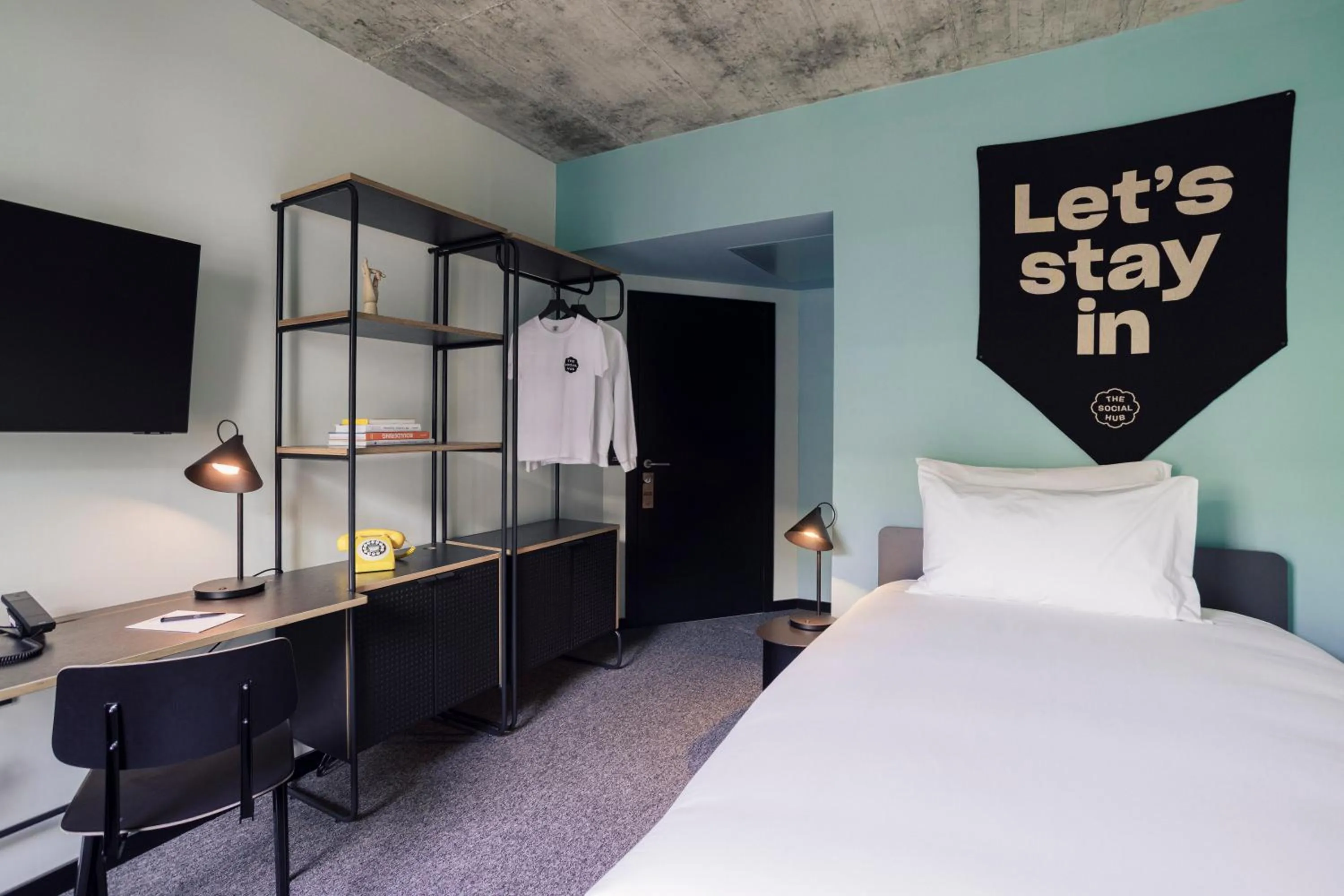 Bed in The Social Hub Porto