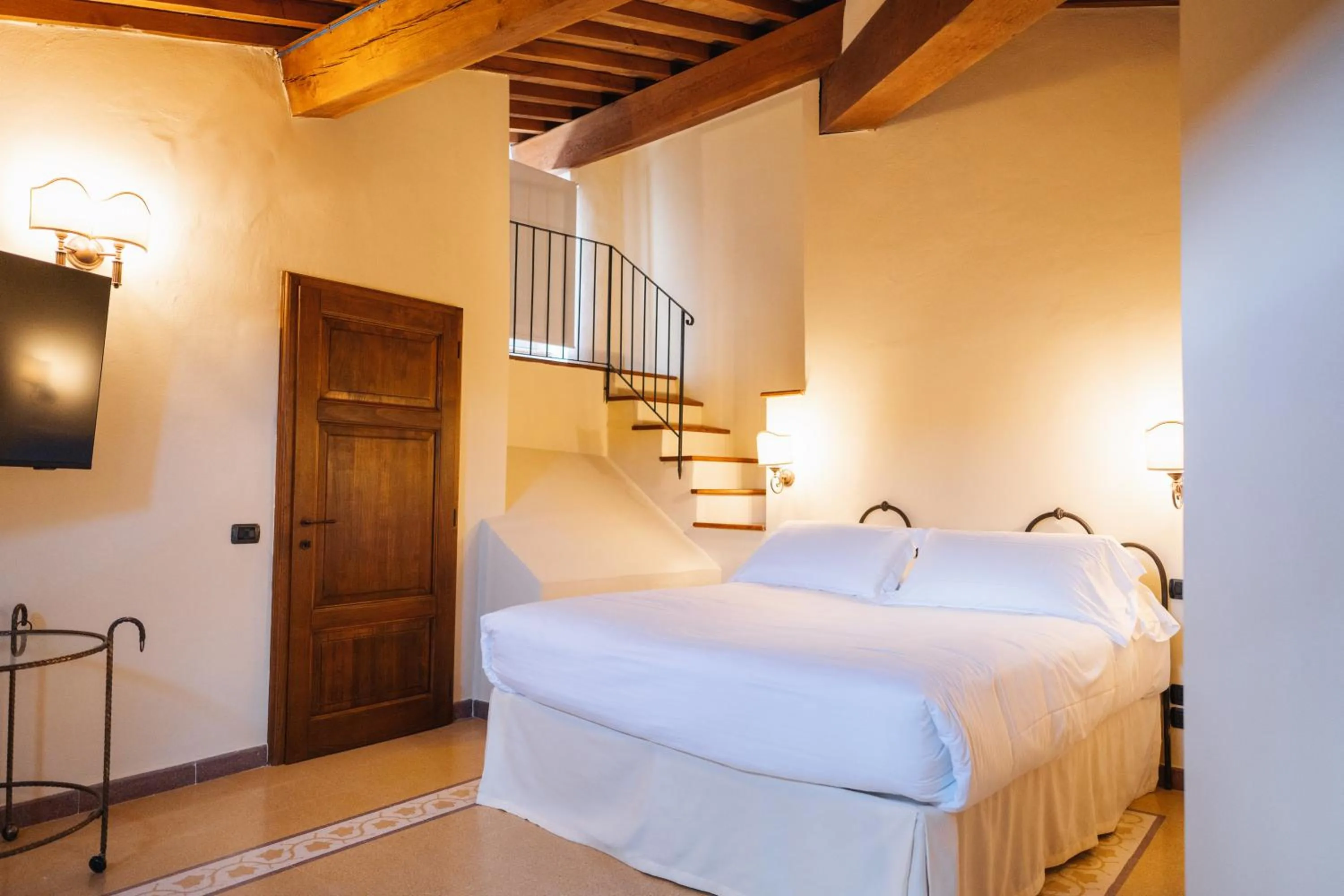 Double Room in Rocca d'Orcia Suites and Villas