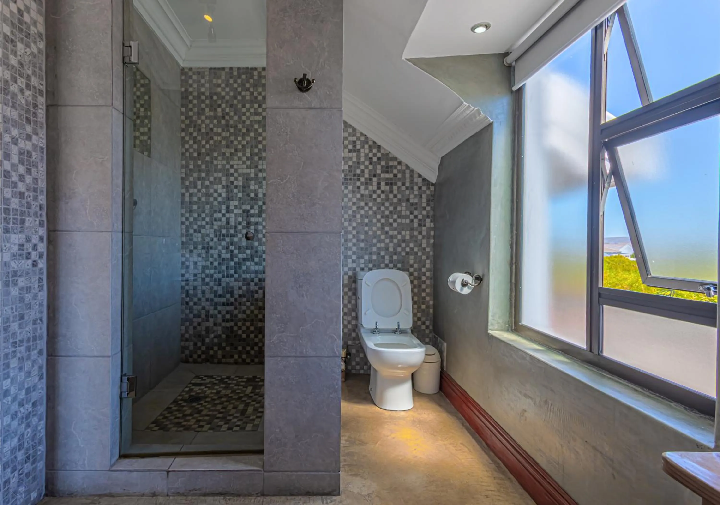 Shower in Holiday Guest House Langebaan