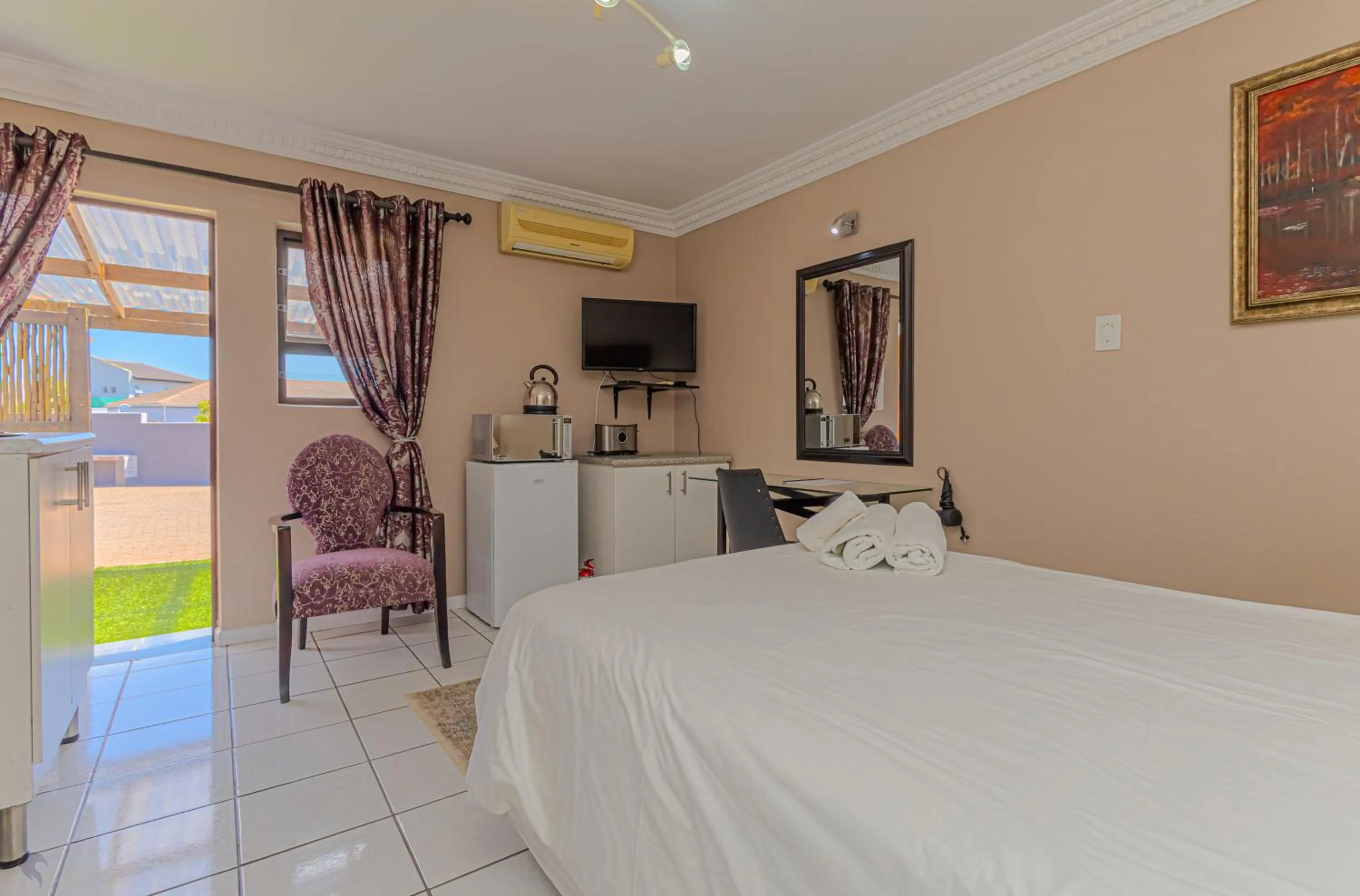 Bed in Holiday Guest House Langebaan