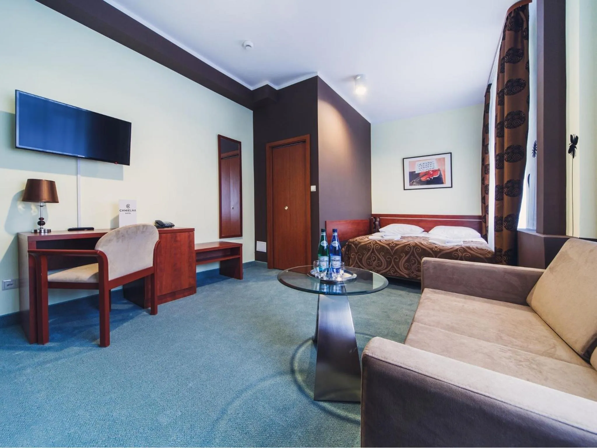 Photo of the whole room, Bed in Hotel Chmielna Warsaw