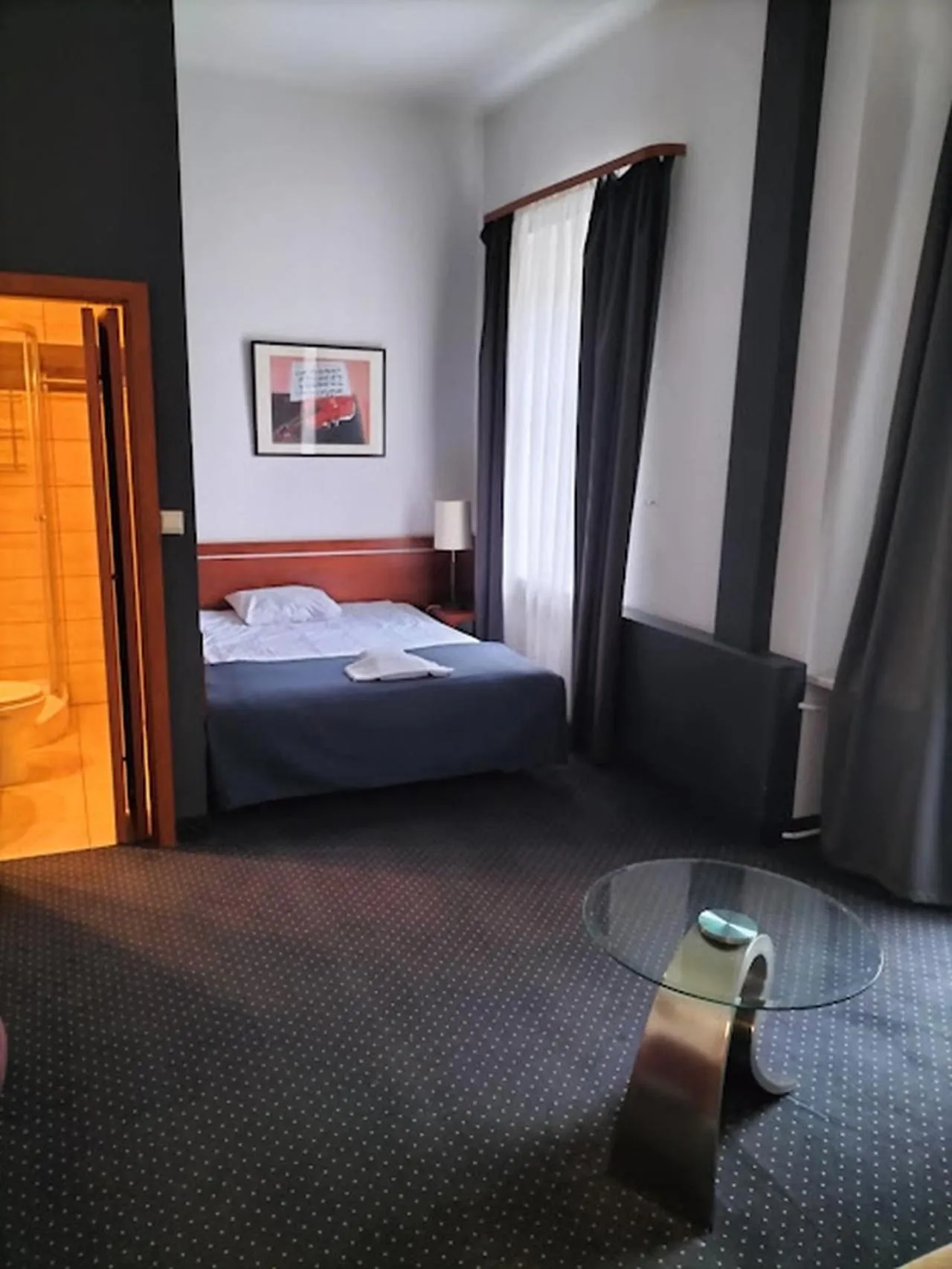 Bedroom, Bed in Hotel Chmielna Warsaw