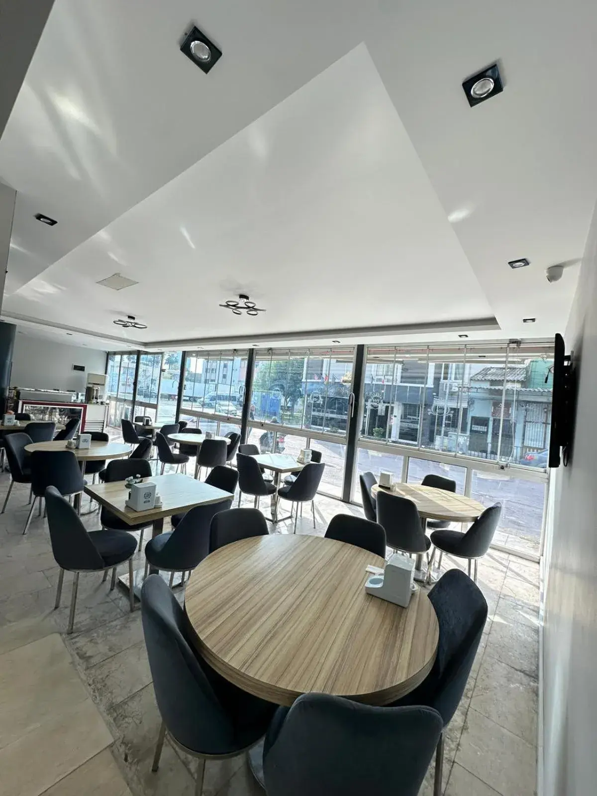 Restaurant/places to eat in Grand Diamond Hotel Restaurant/places to eat in Grand Diamond Hotel