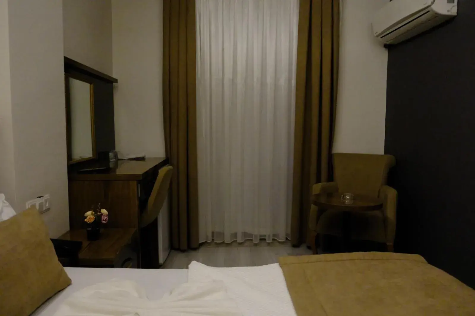 Bed in Grand Diamond Hotel Bed in Grand Diamond Hotel