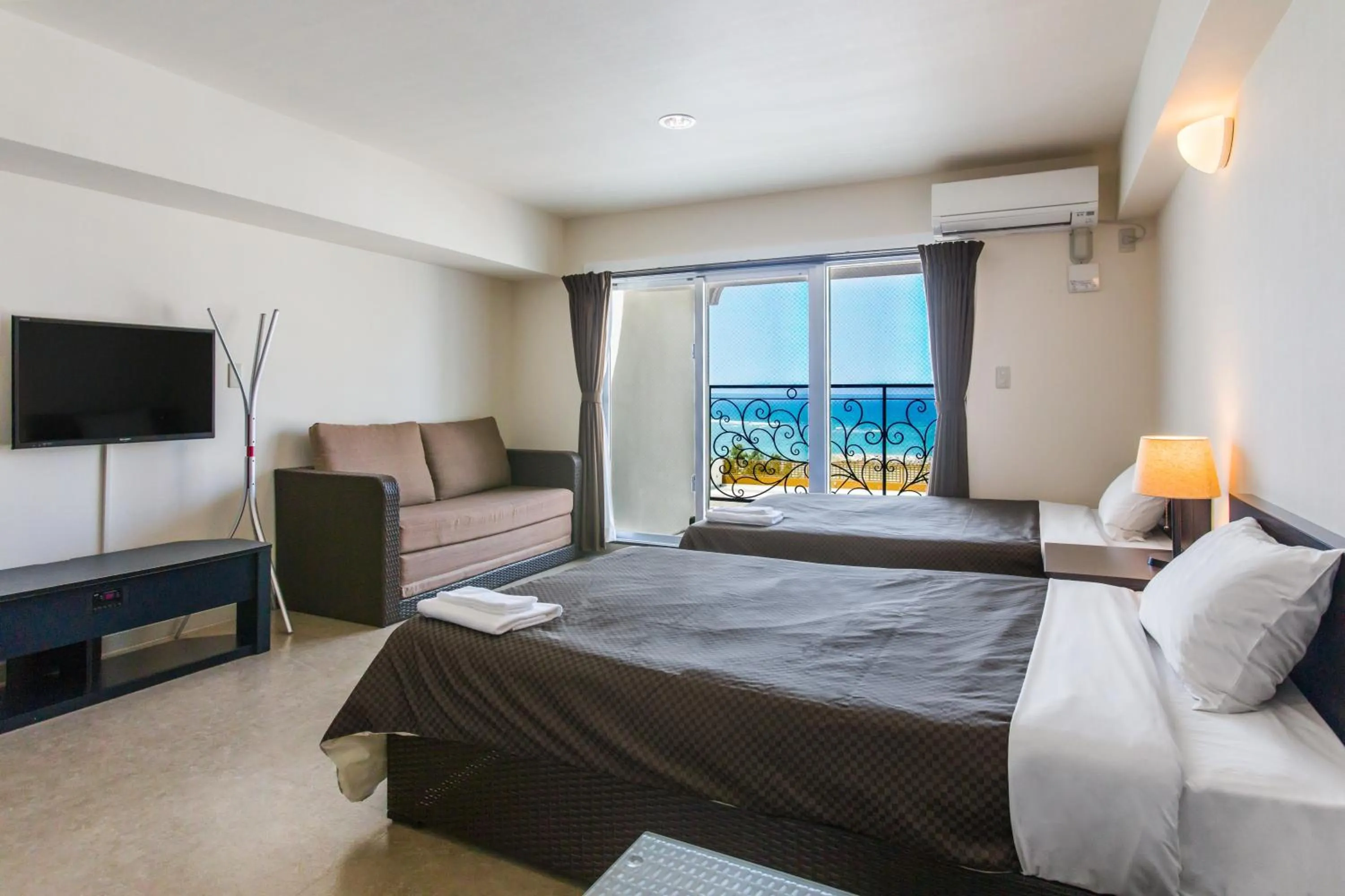 Photo of the whole room, Bed in Condominium Hotel Monpa