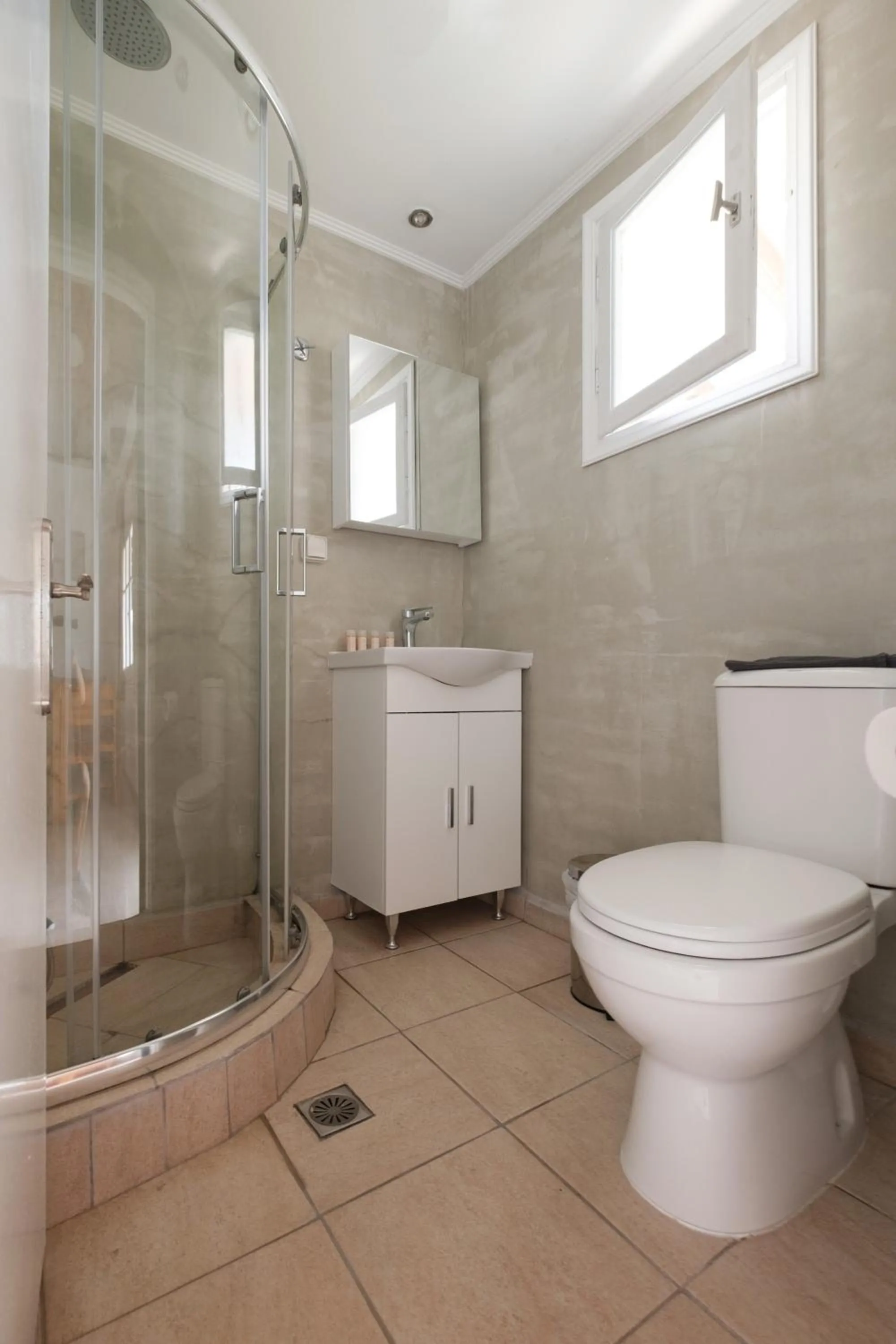 Katsaros Studios & Apartments