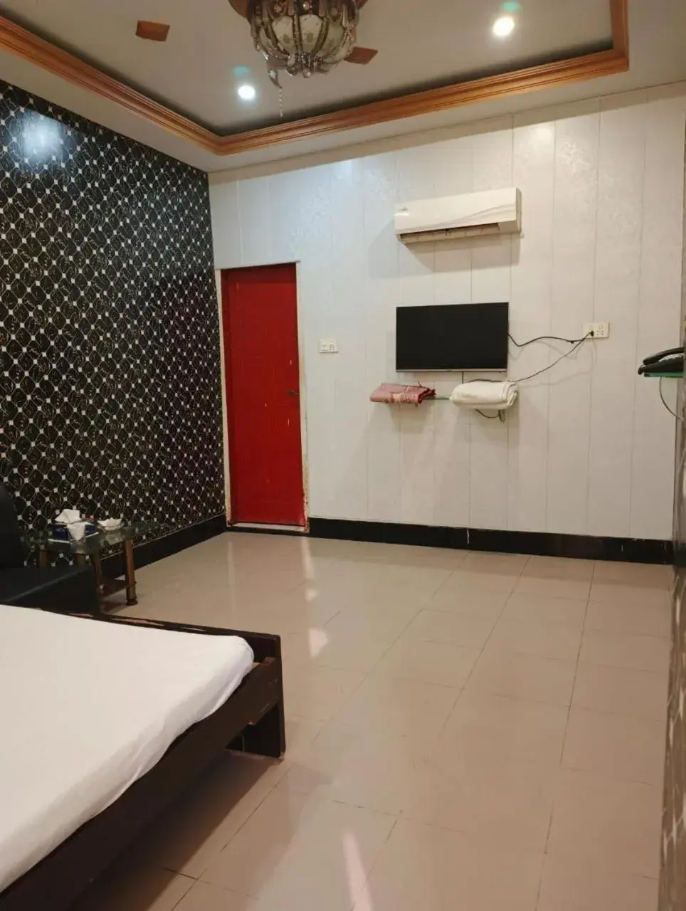 Deluxe Family Room in Hotel Star View Bahawalpur Deluxe Family Room in Hotel Star View Bahawalpur