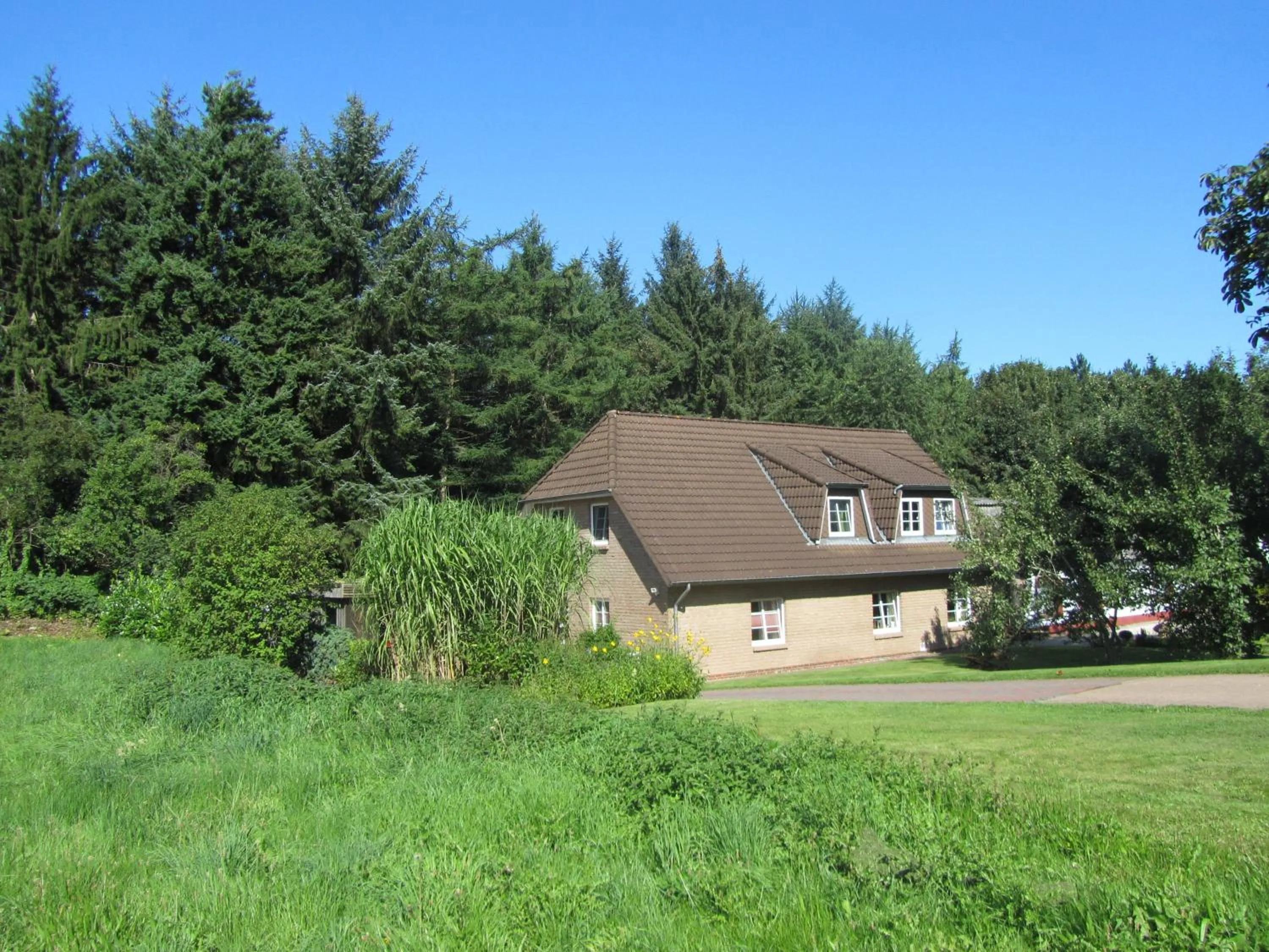Property building in Ferienwohnung Holt