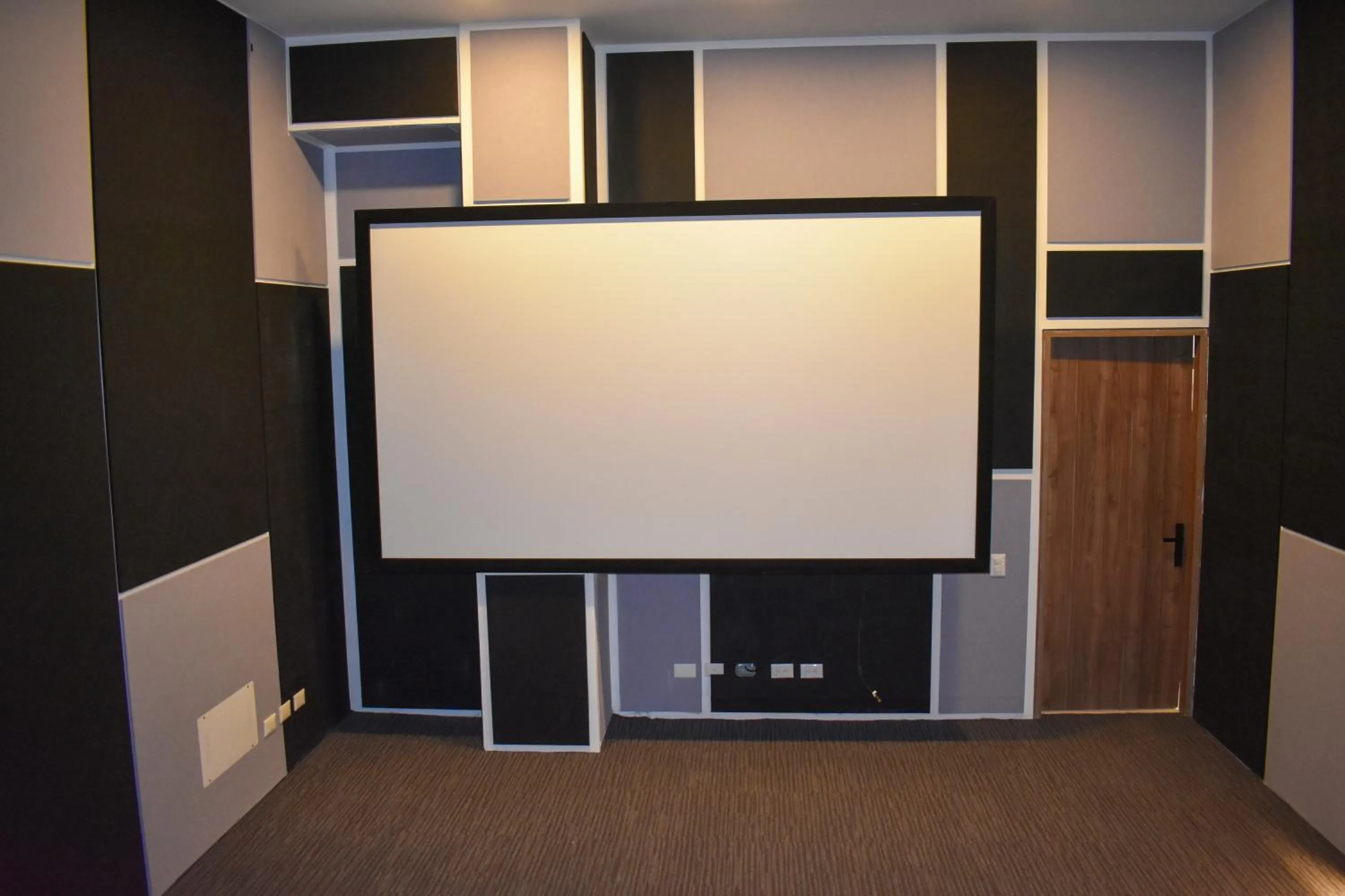 TV and multimedia in VOU Suites by Avia Suites