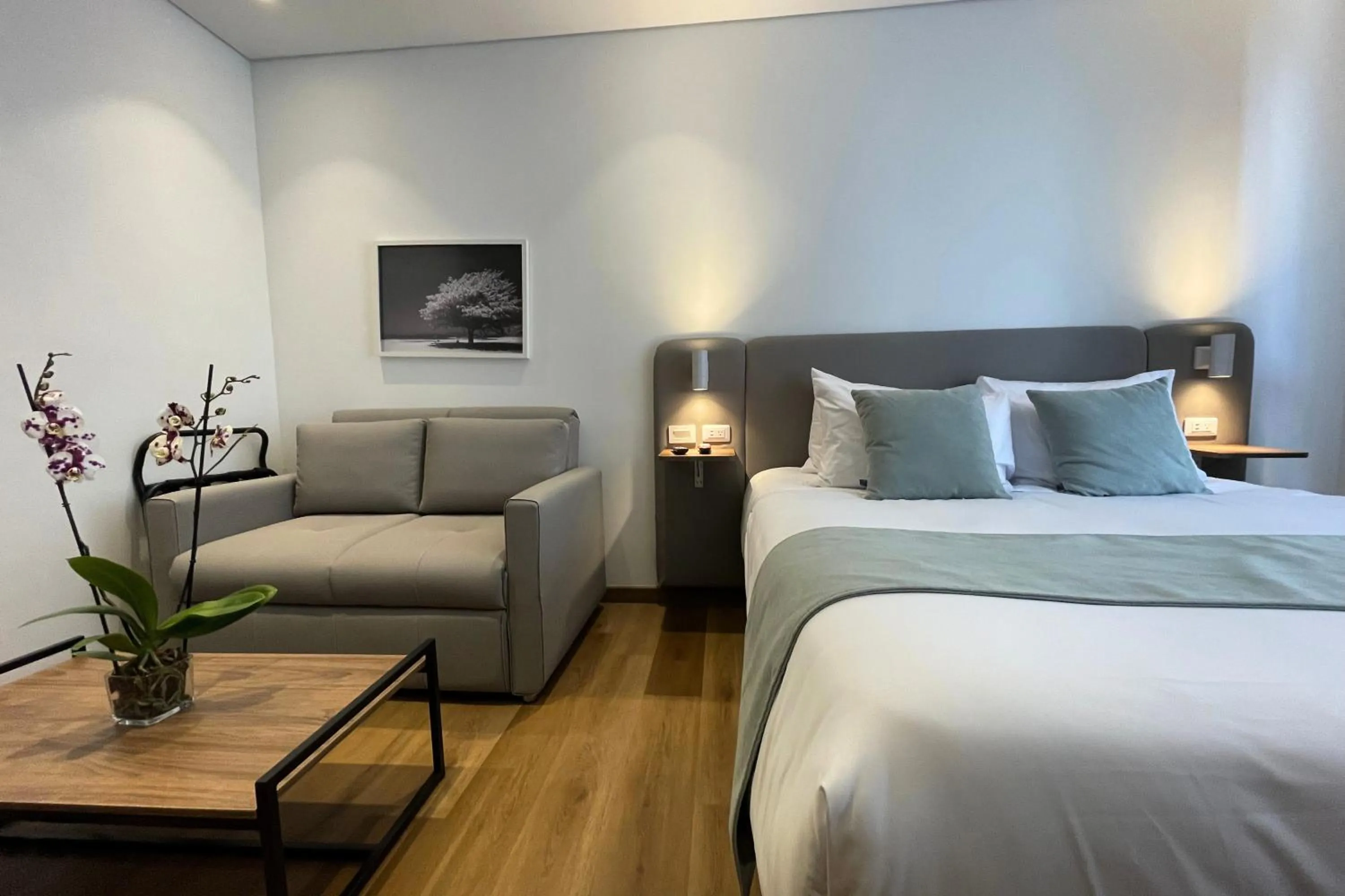 Photo of the whole room, Bed in VOU Suites by Avia Suites