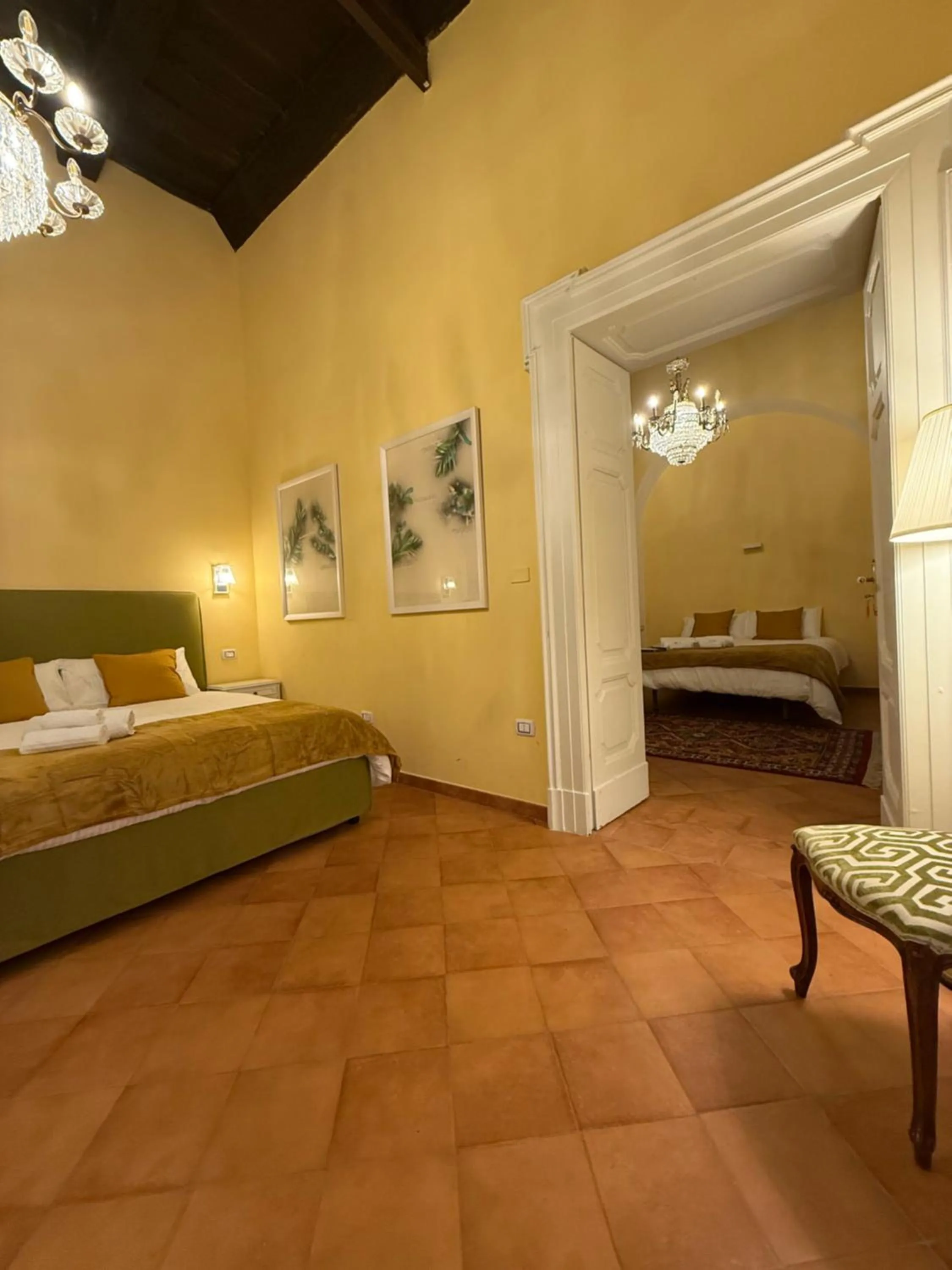 Photo of the whole room, Bed in Palazzo Dogana Room&Suite