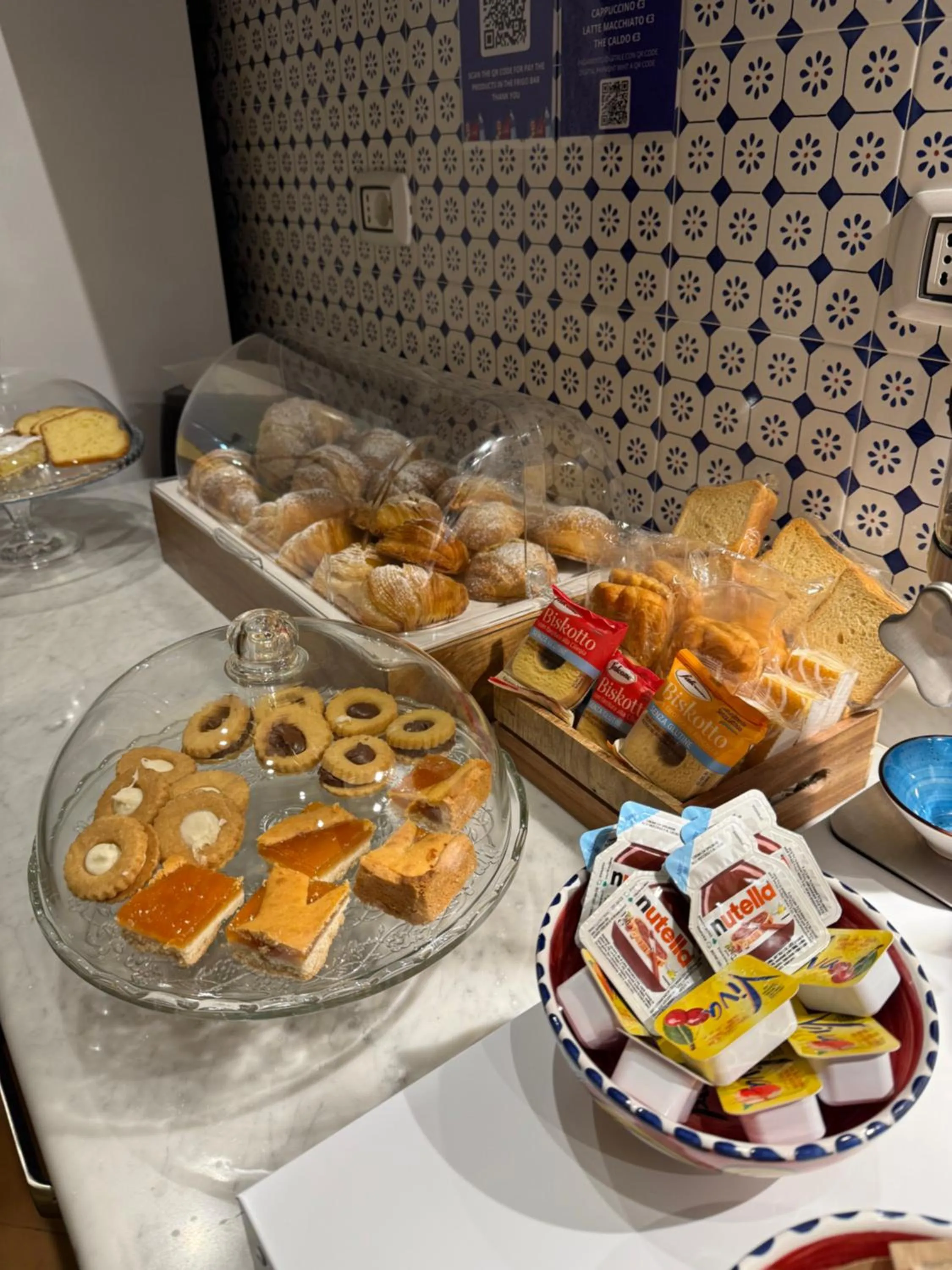 Breakfast in Palazzo Dogana Room&Suite