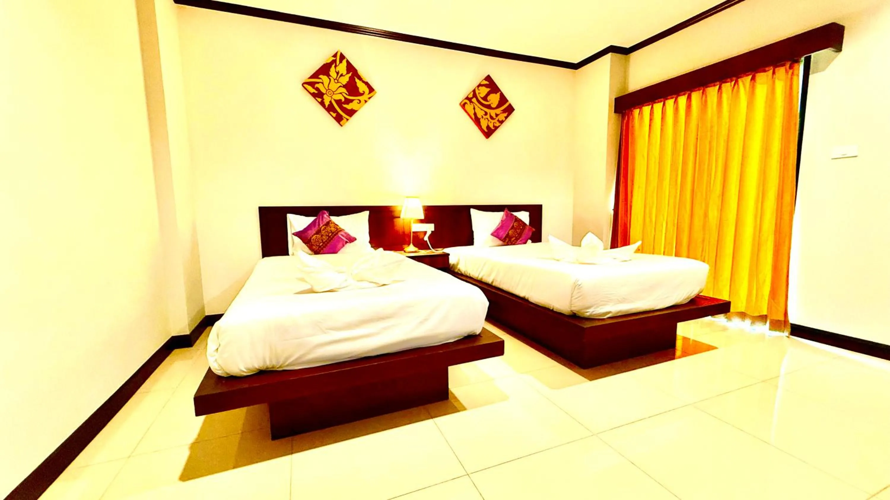 Deluxe Twin Room in KS Residence Patong