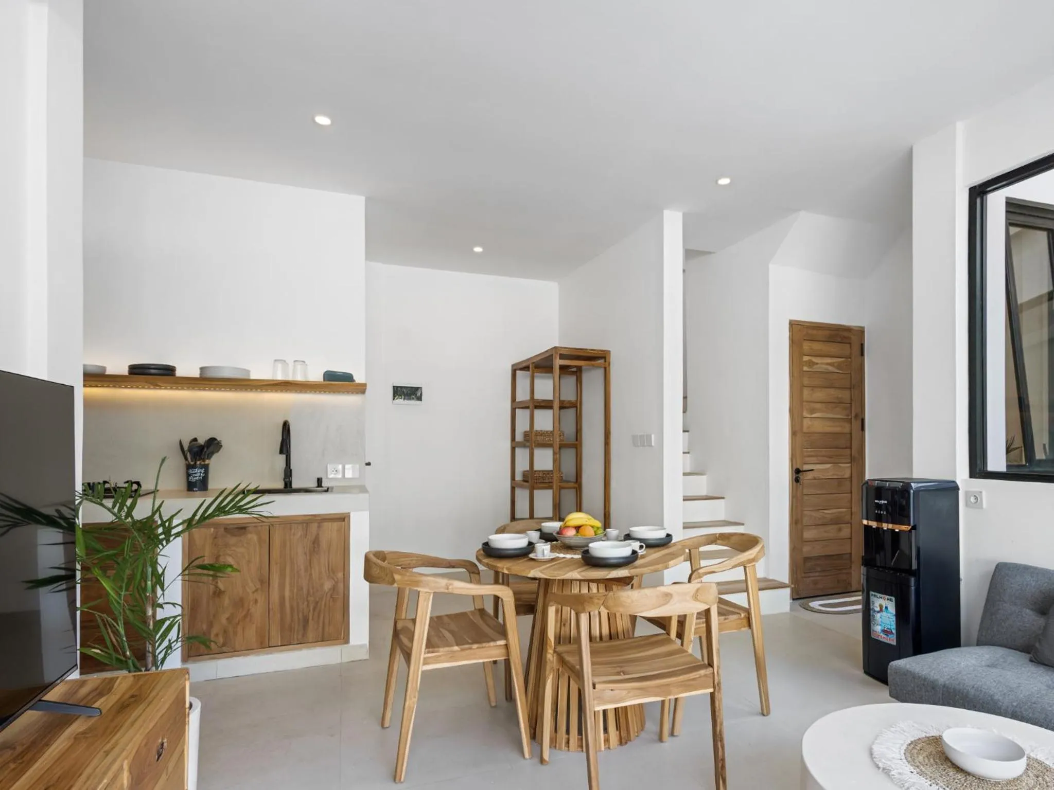 White Residence - Art & Boutique Villas