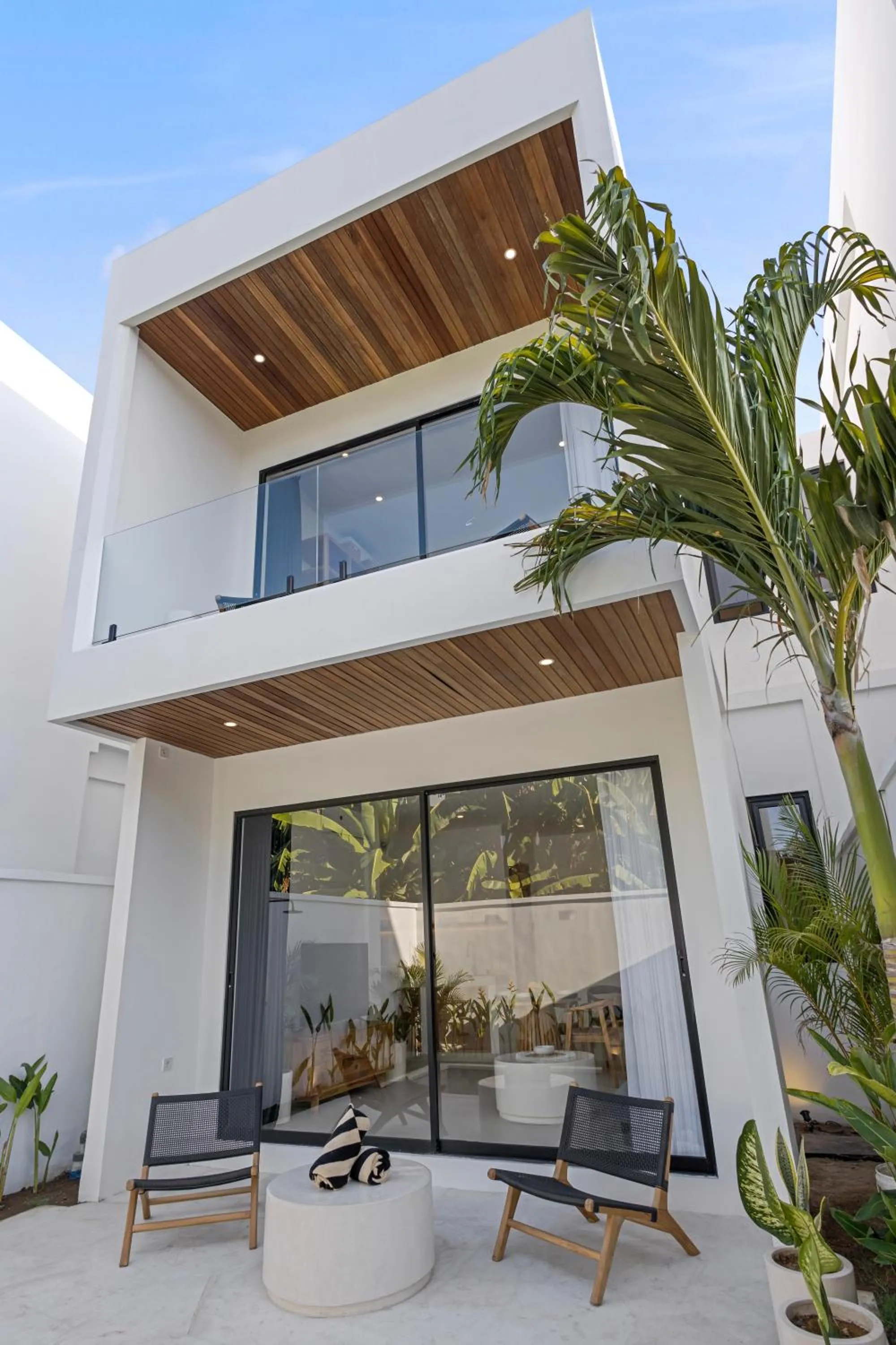 White Residence - Art & Boutique Villas