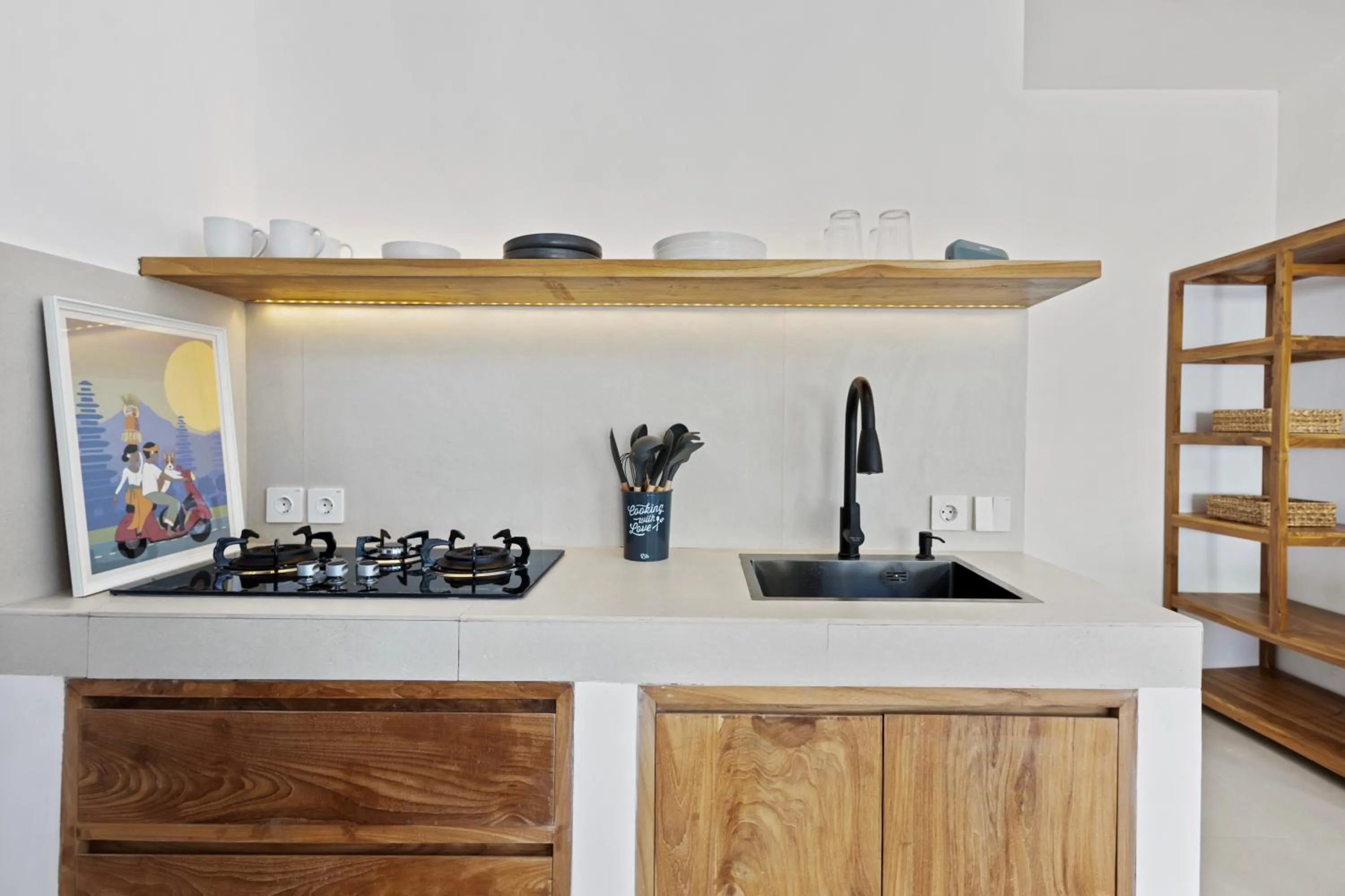 White Residence - Art & Boutique Villas