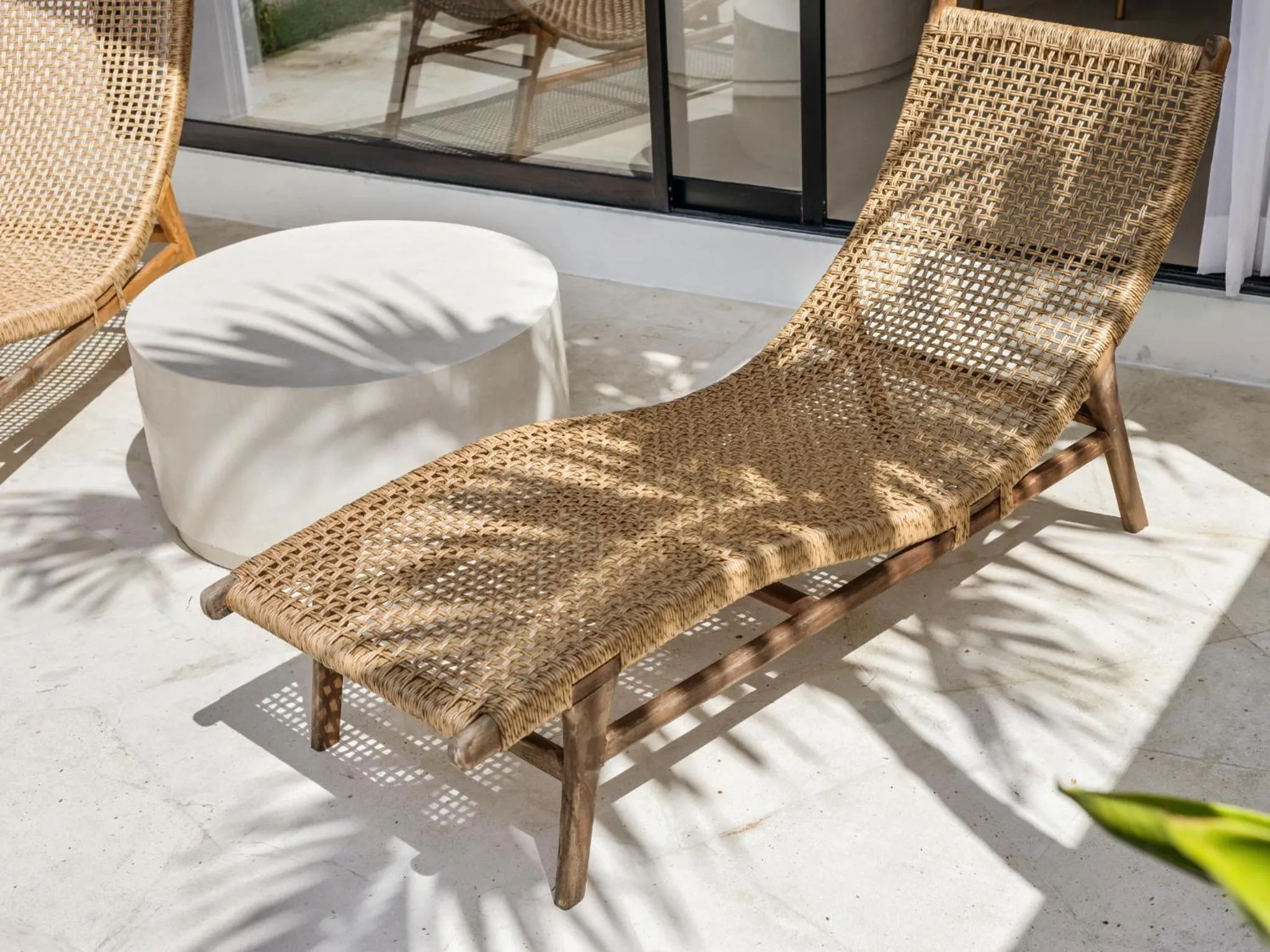 White Residence - Art & Boutique Villas