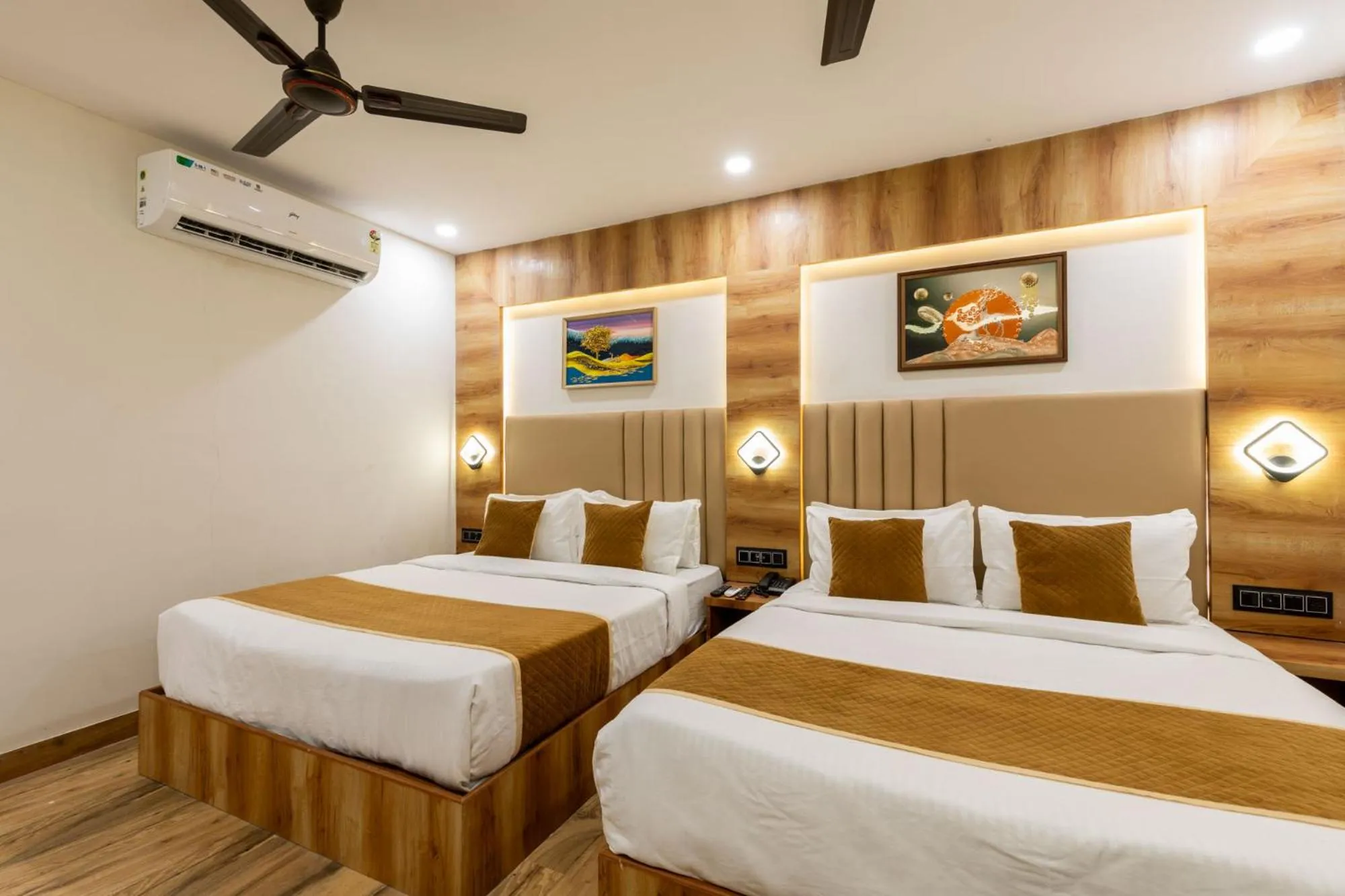 Bed in Hotel Zara International