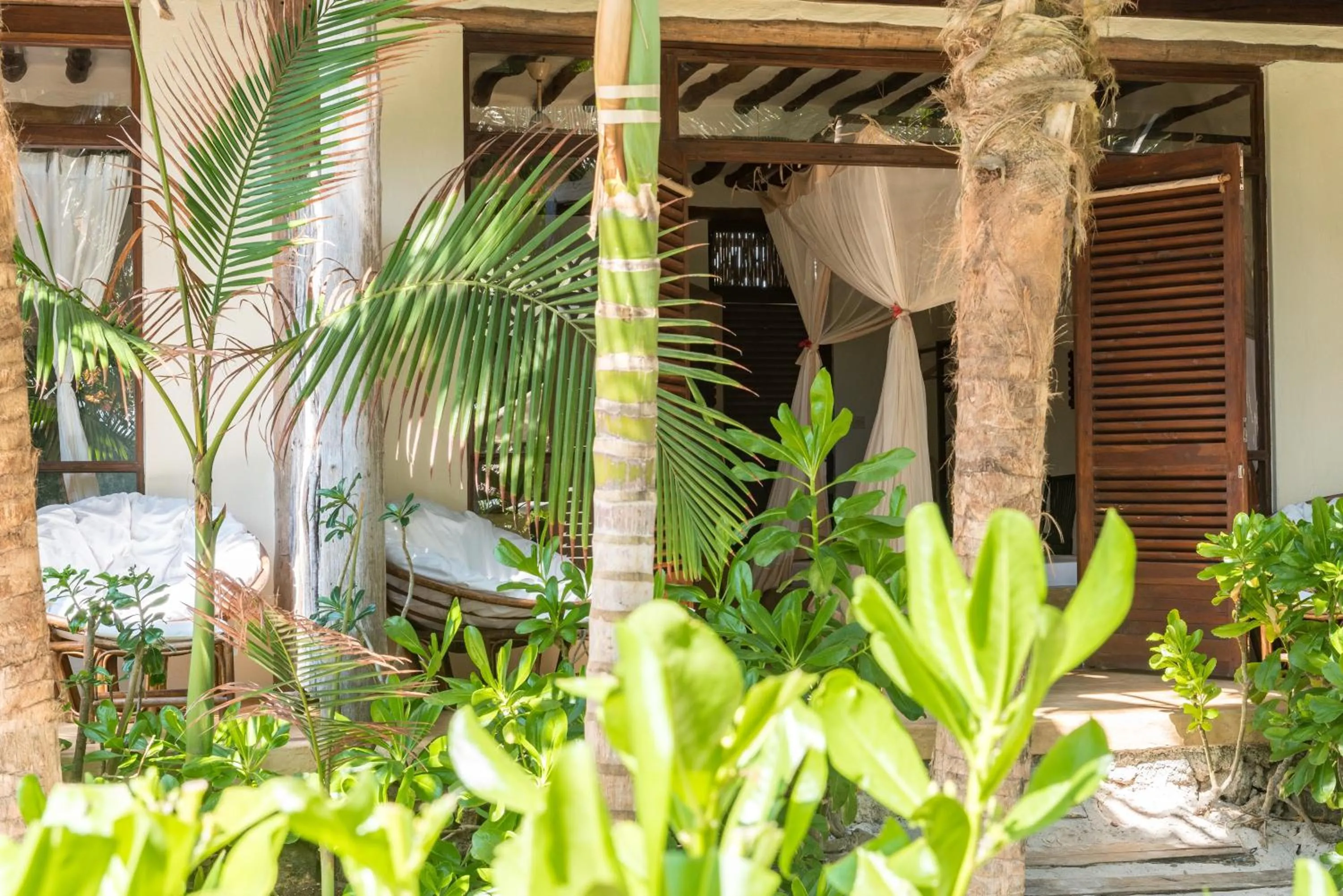 Sunshine Azure Zanzibar Beach Hotel