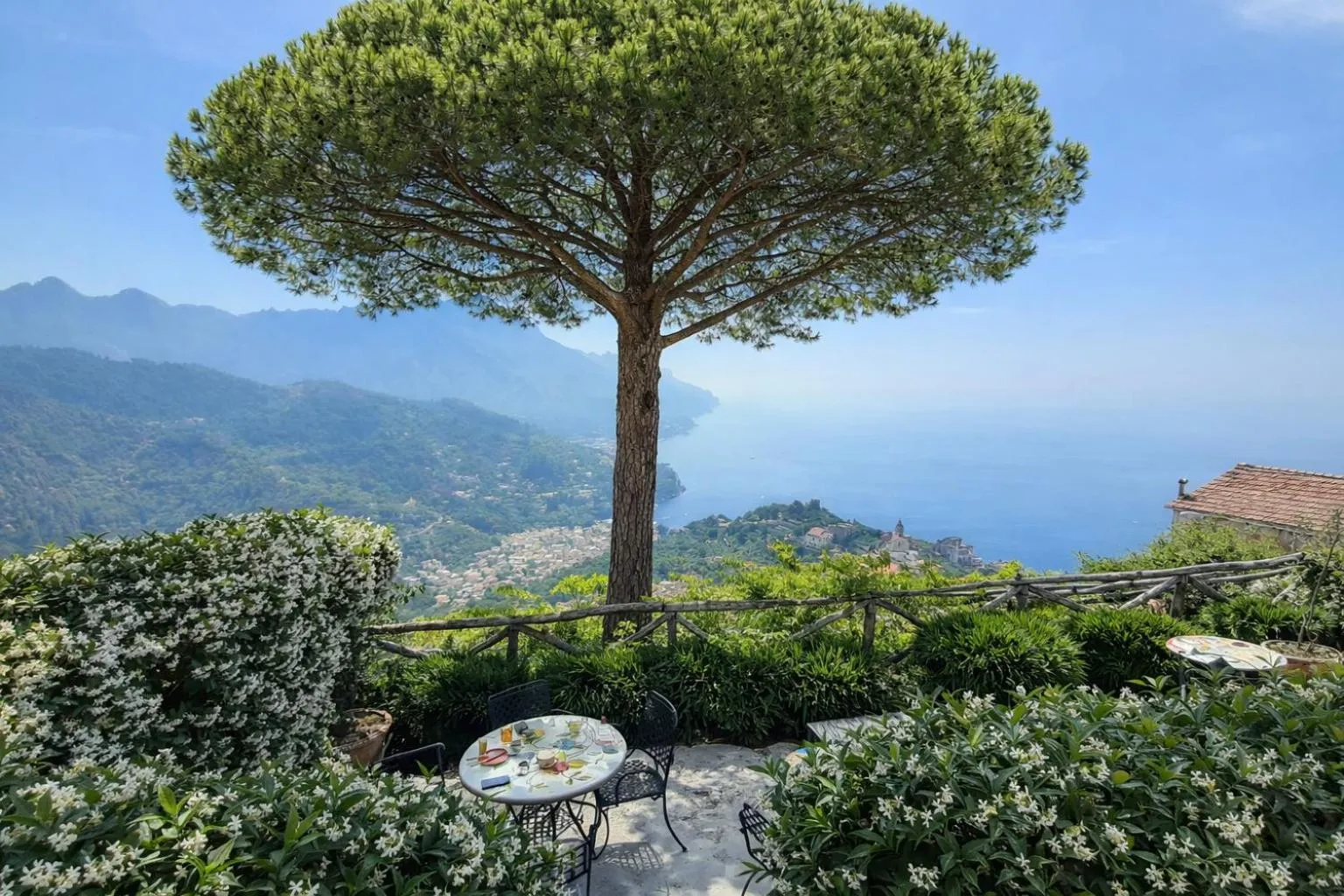 Two-Bedroom Apartment with Terrace and Sea View in La Dolce Vita Ravello - Family Two-Bedroom Apartment with Sea View Terrace