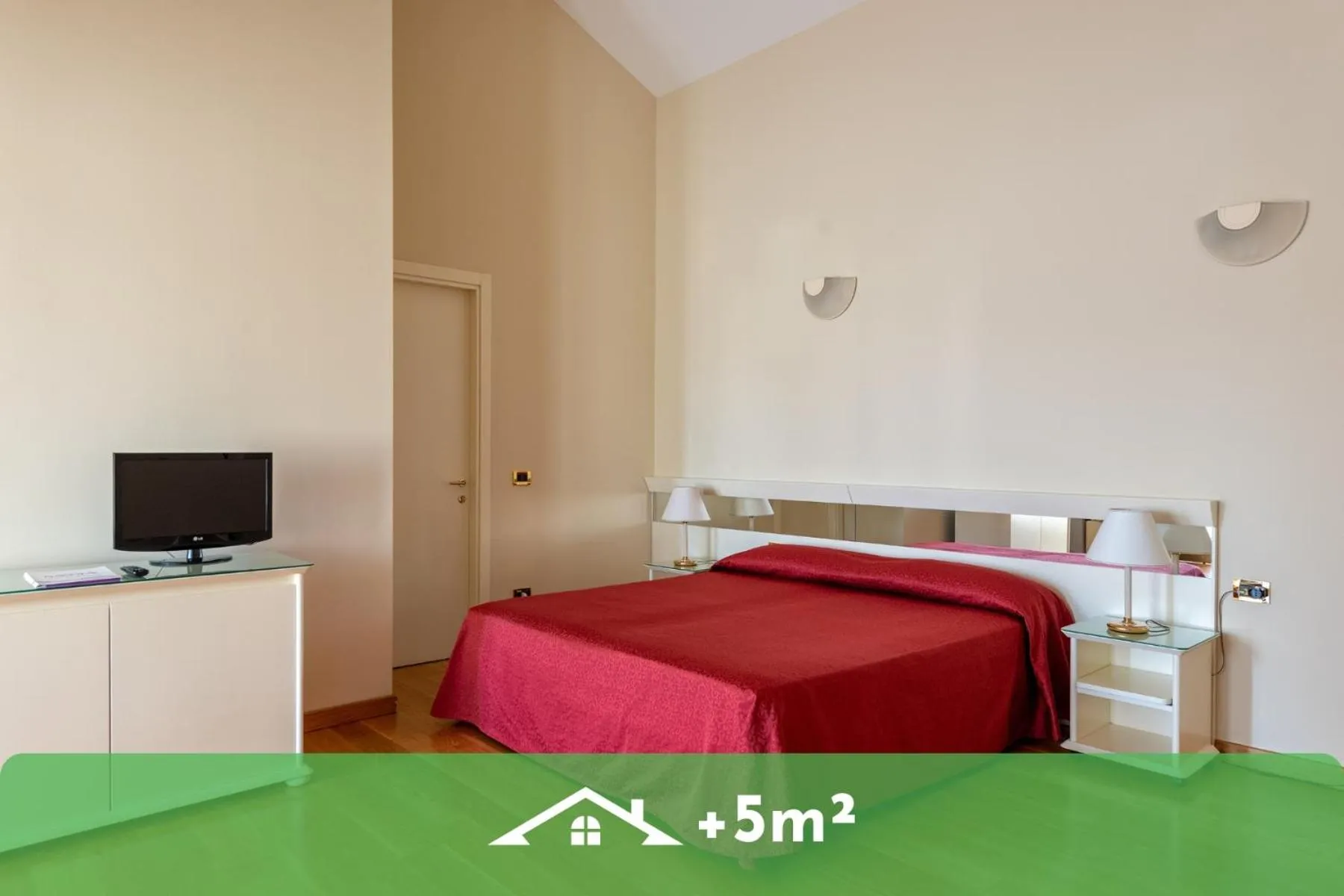 Photo of the whole room, Bed in Hotel Savoia Thermae & SPA