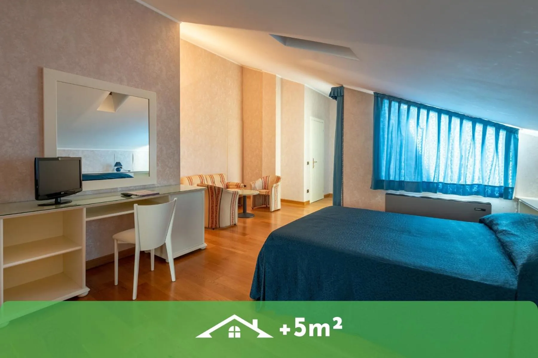 Photo of the whole room, Bed in Hotel Savoia Thermae & SPA