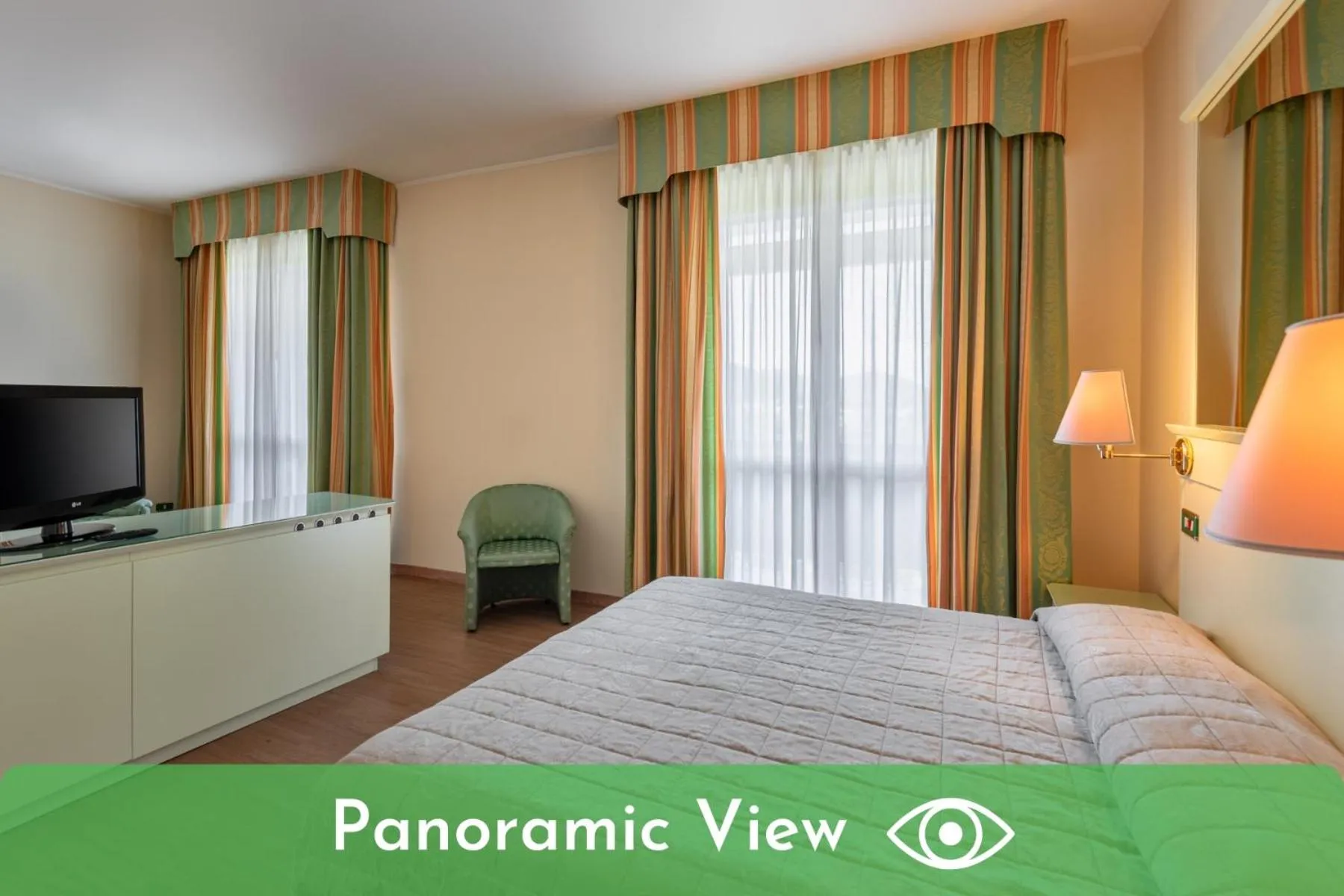 Photo of the whole room, Bed in Hotel Savoia Thermae & SPA