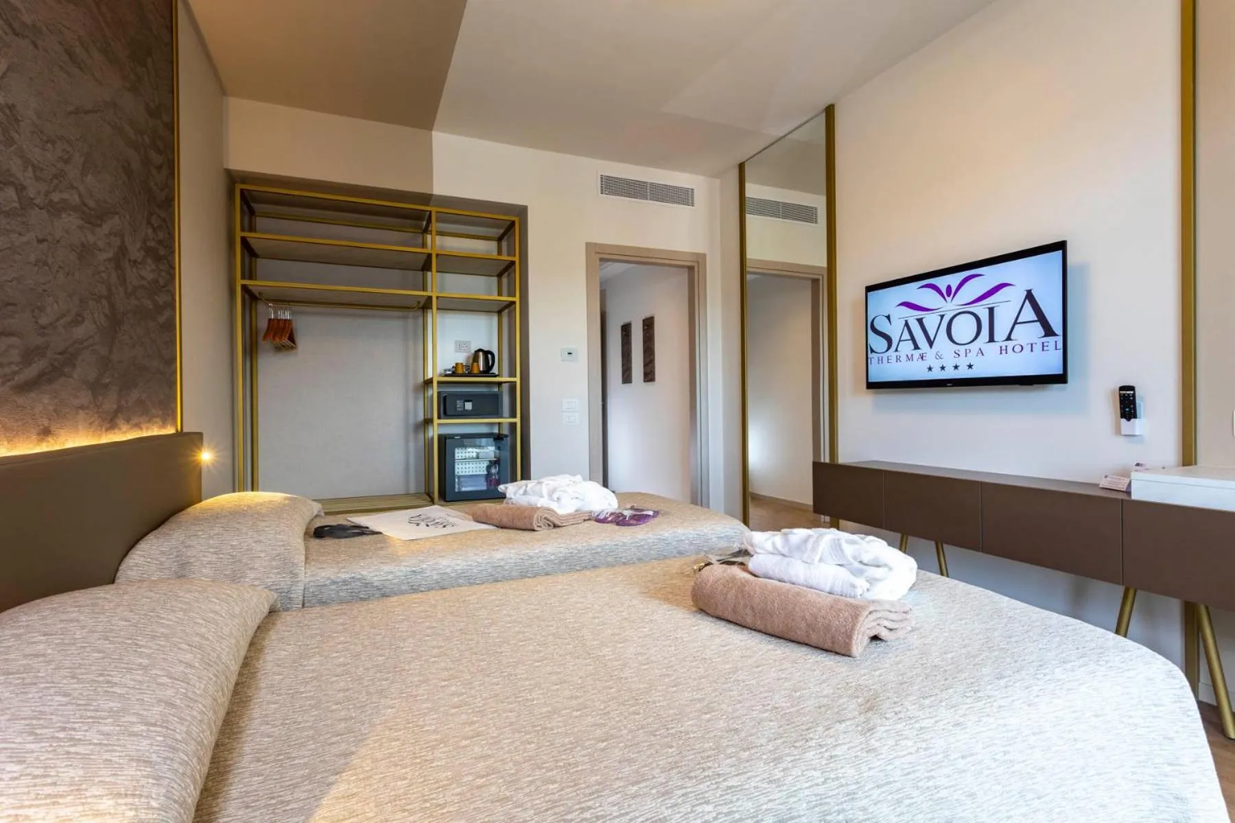 Bedroom, Bed in Hotel Savoia Thermae & SPA