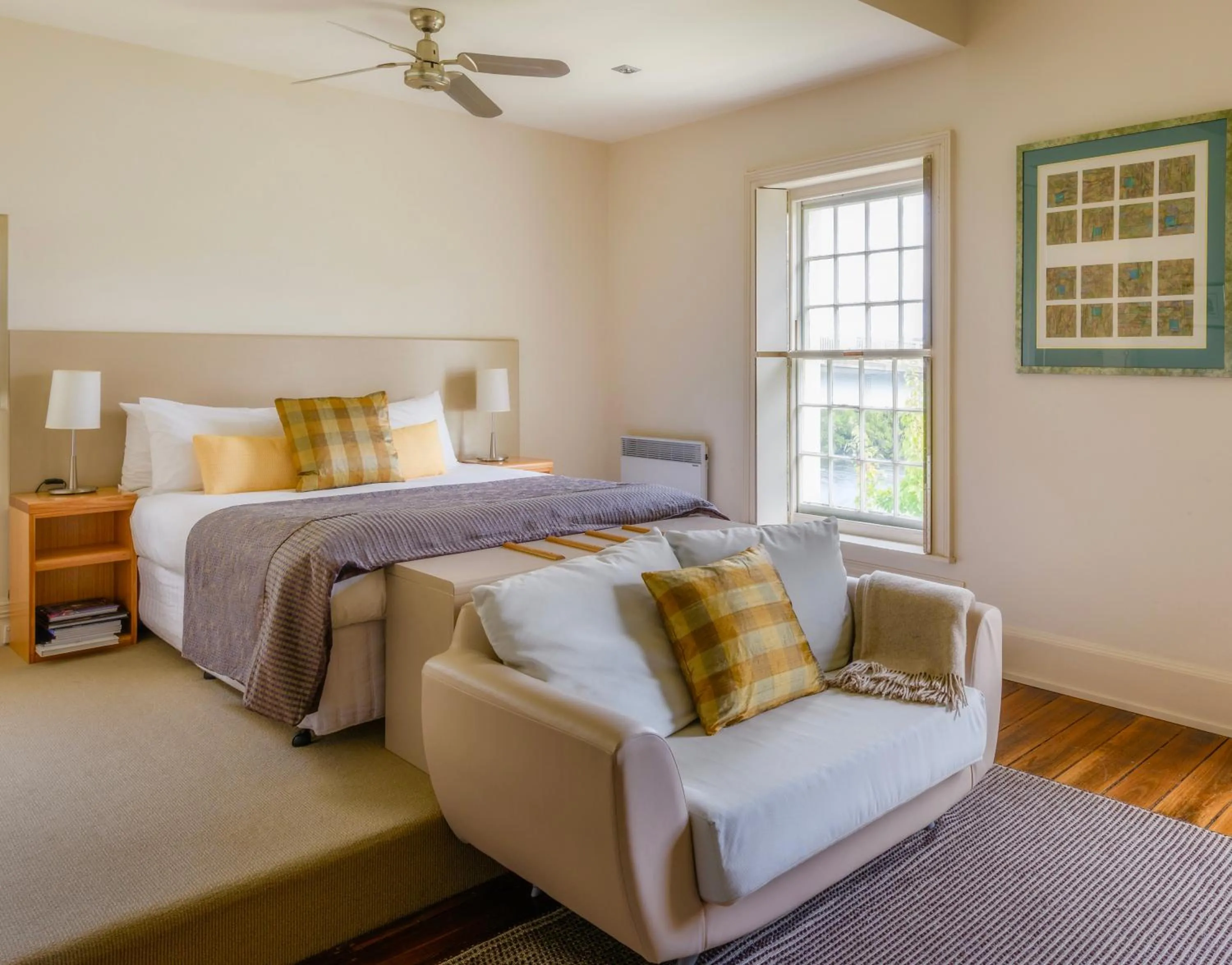 The Woodbridge Waterfront Rooms