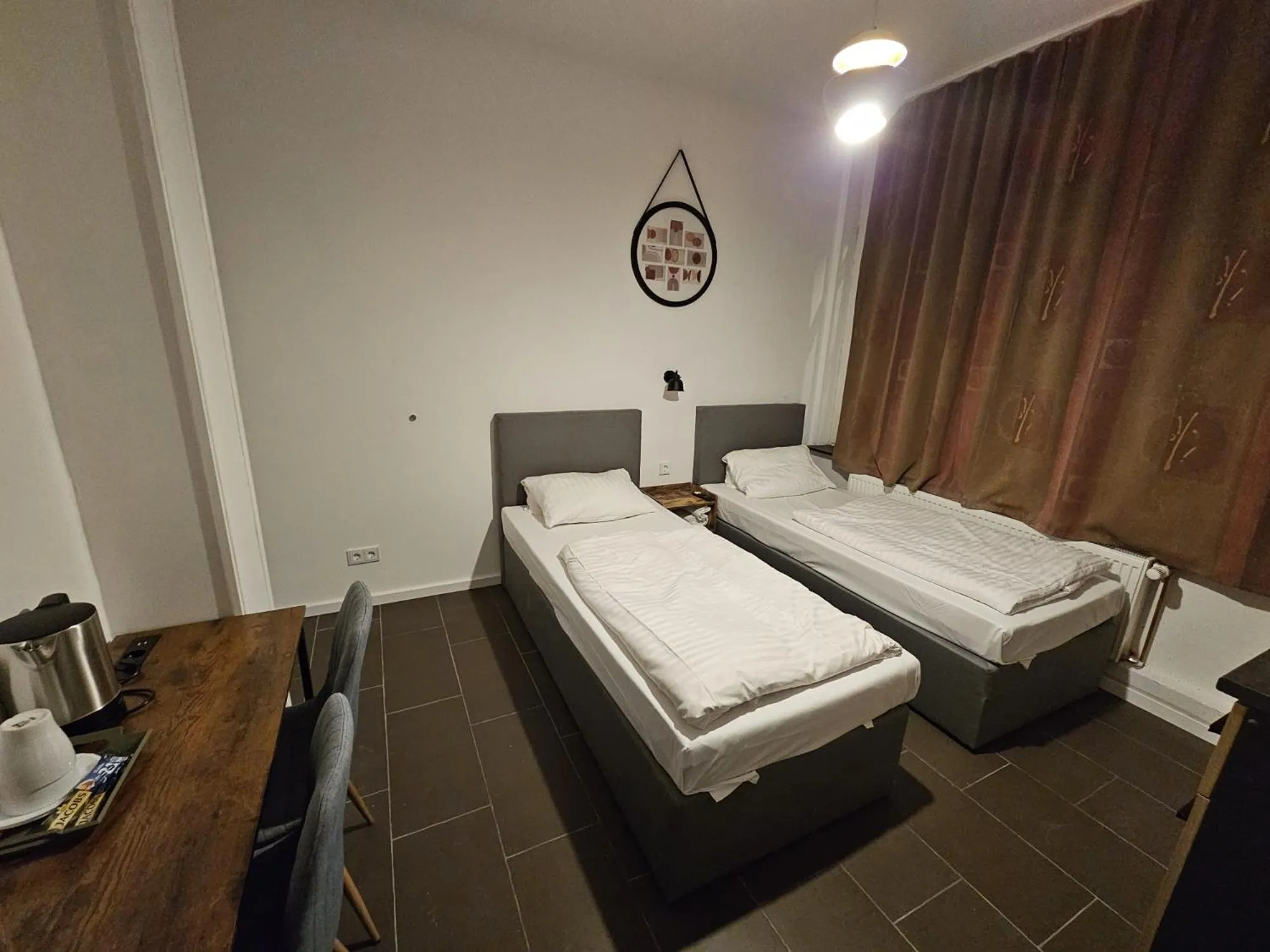 Bed in ApartHotel Slumber 24h Self Check in