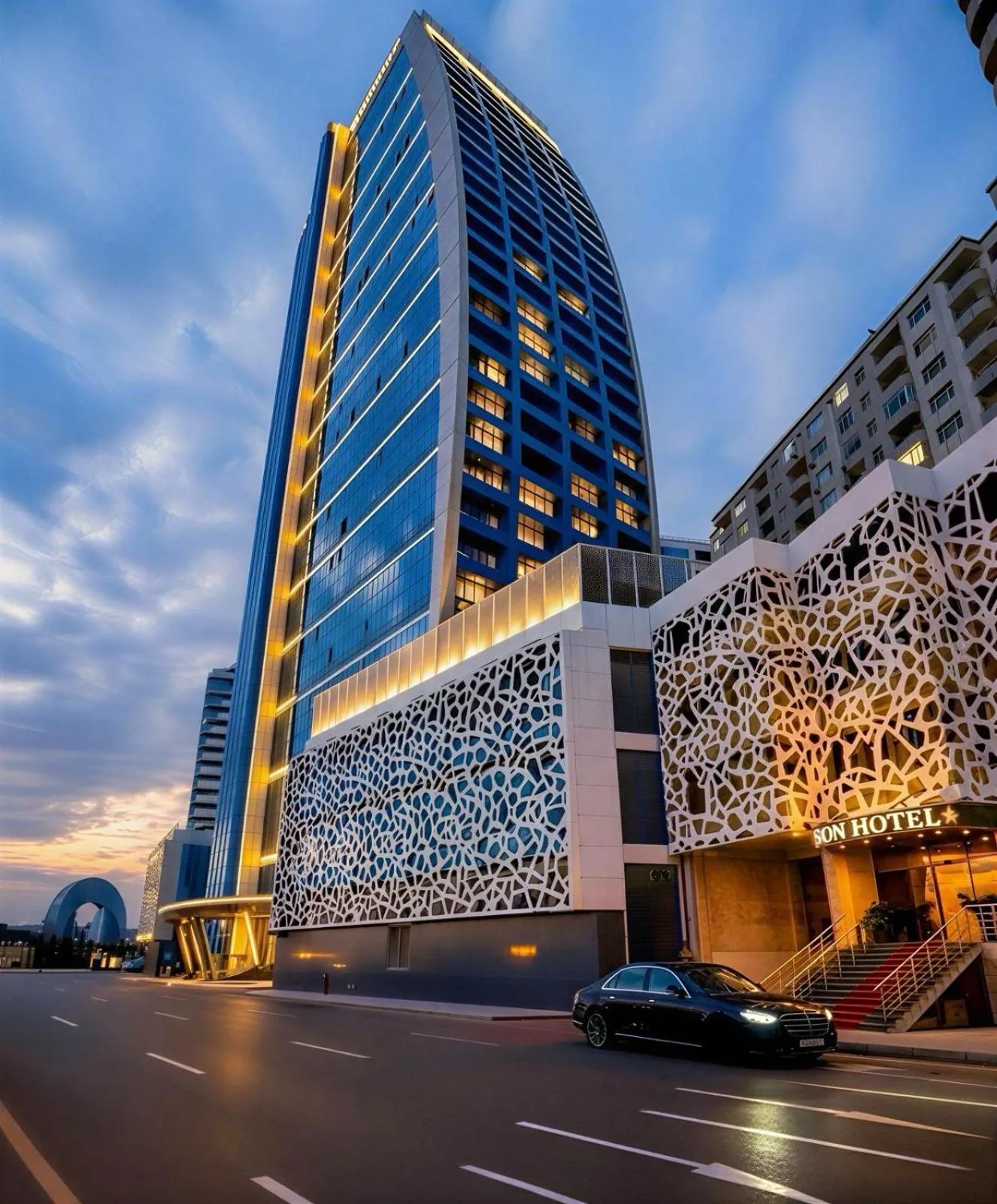 Facade/entrance in Alison Boulevard Hotel