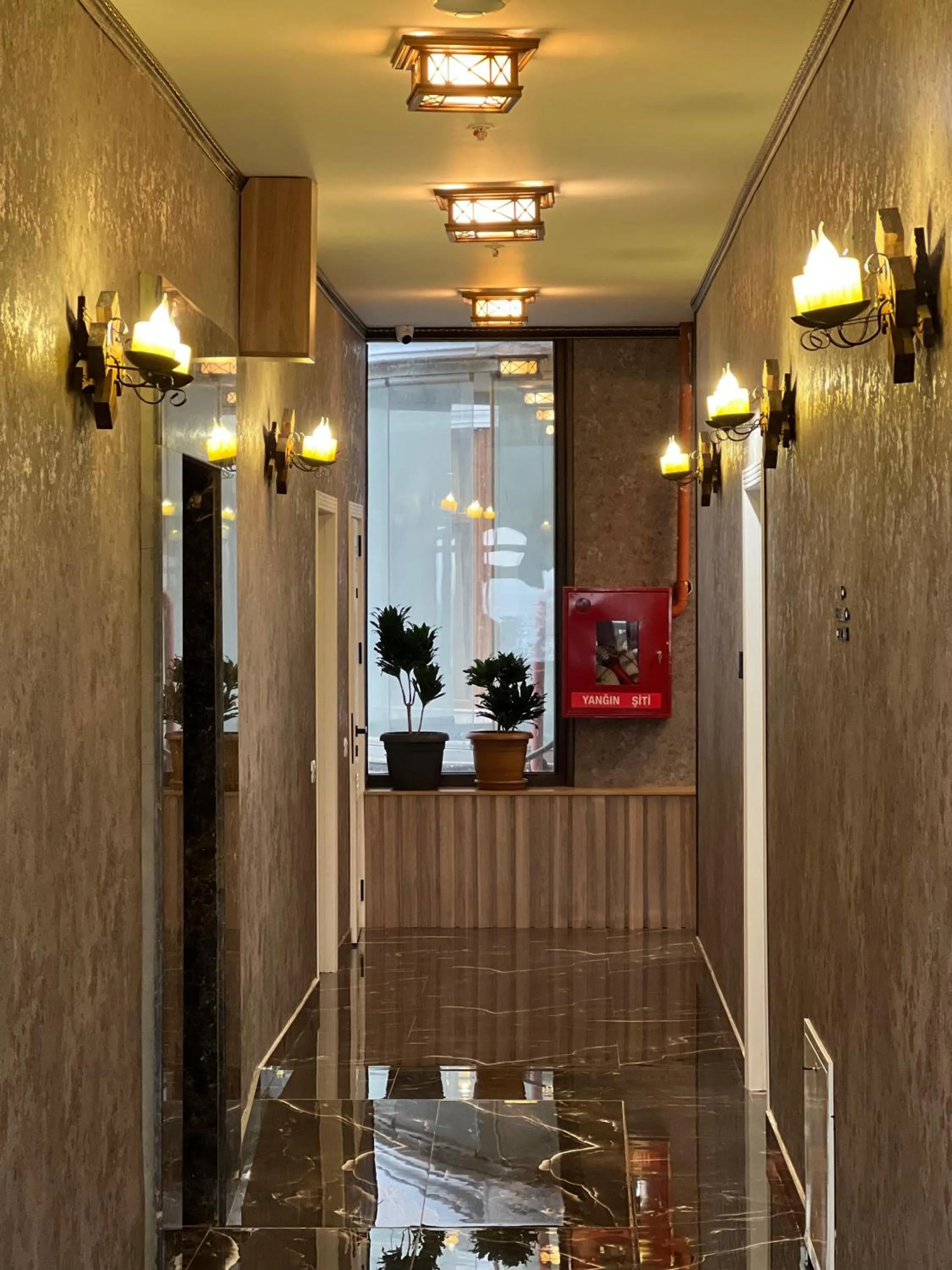 Floor plan in Alison Boulevard Hotel