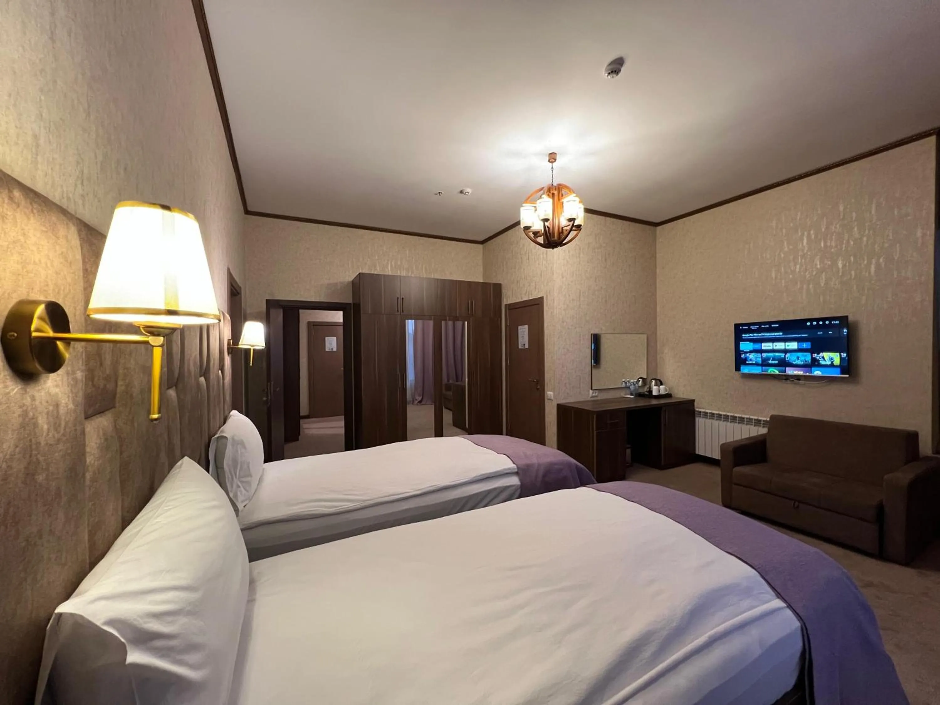 Bed in Alison Boulevard Hotel