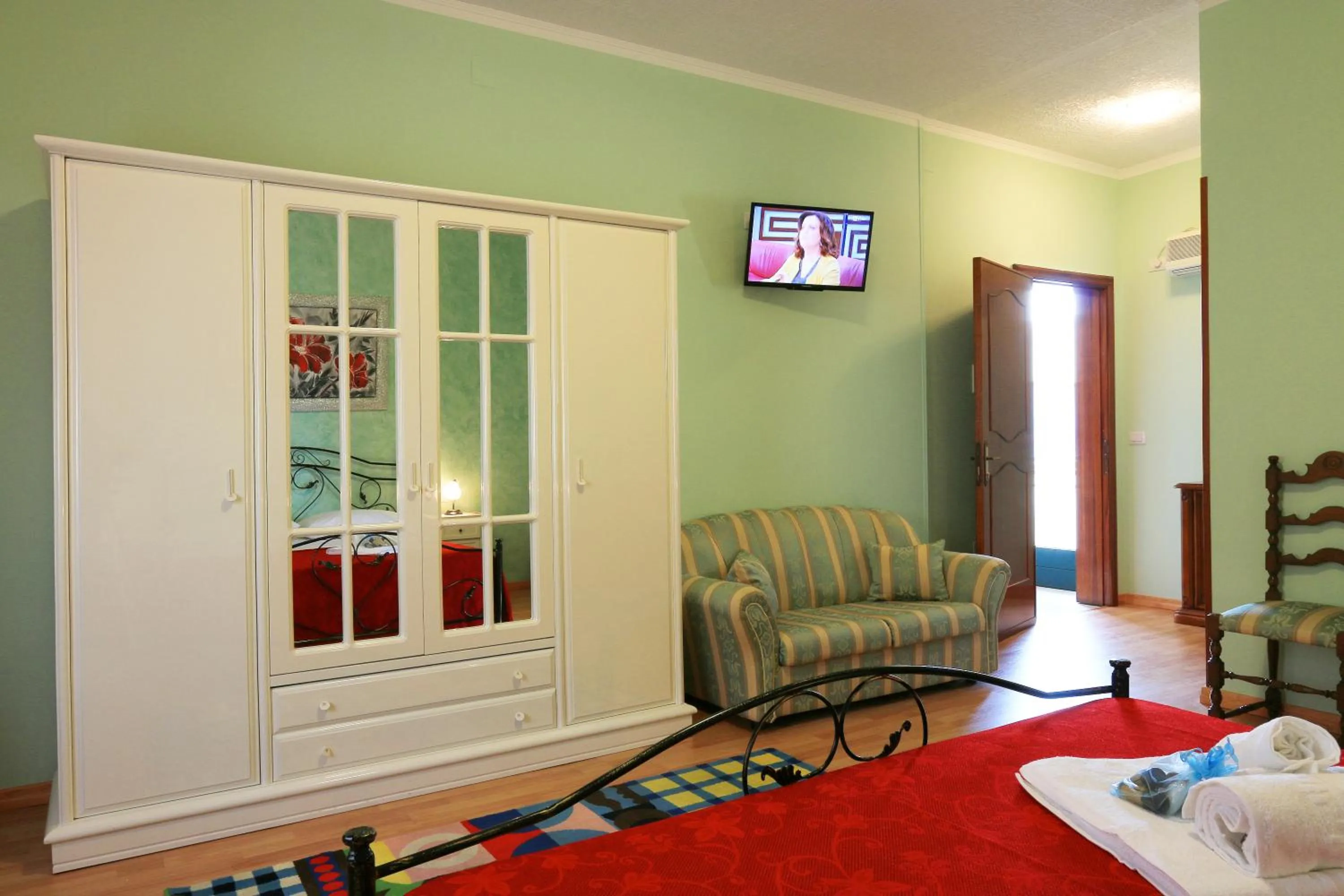 Bedroom, Bed in B&B La Villa