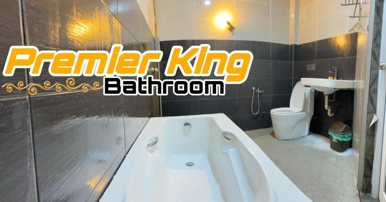 LE dEON HOTEL Former Pine Hotel