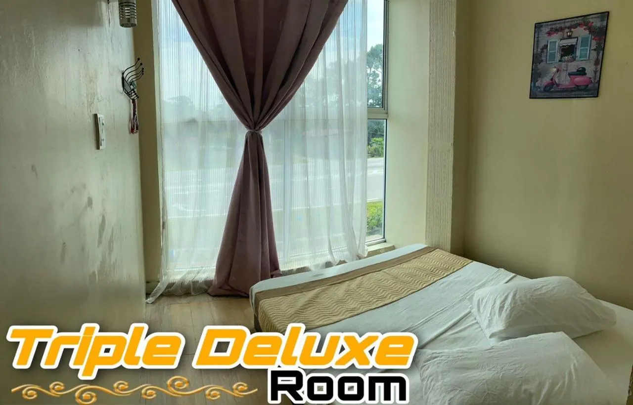 Bed in LE dEON HOTEL Former Pine Hotel