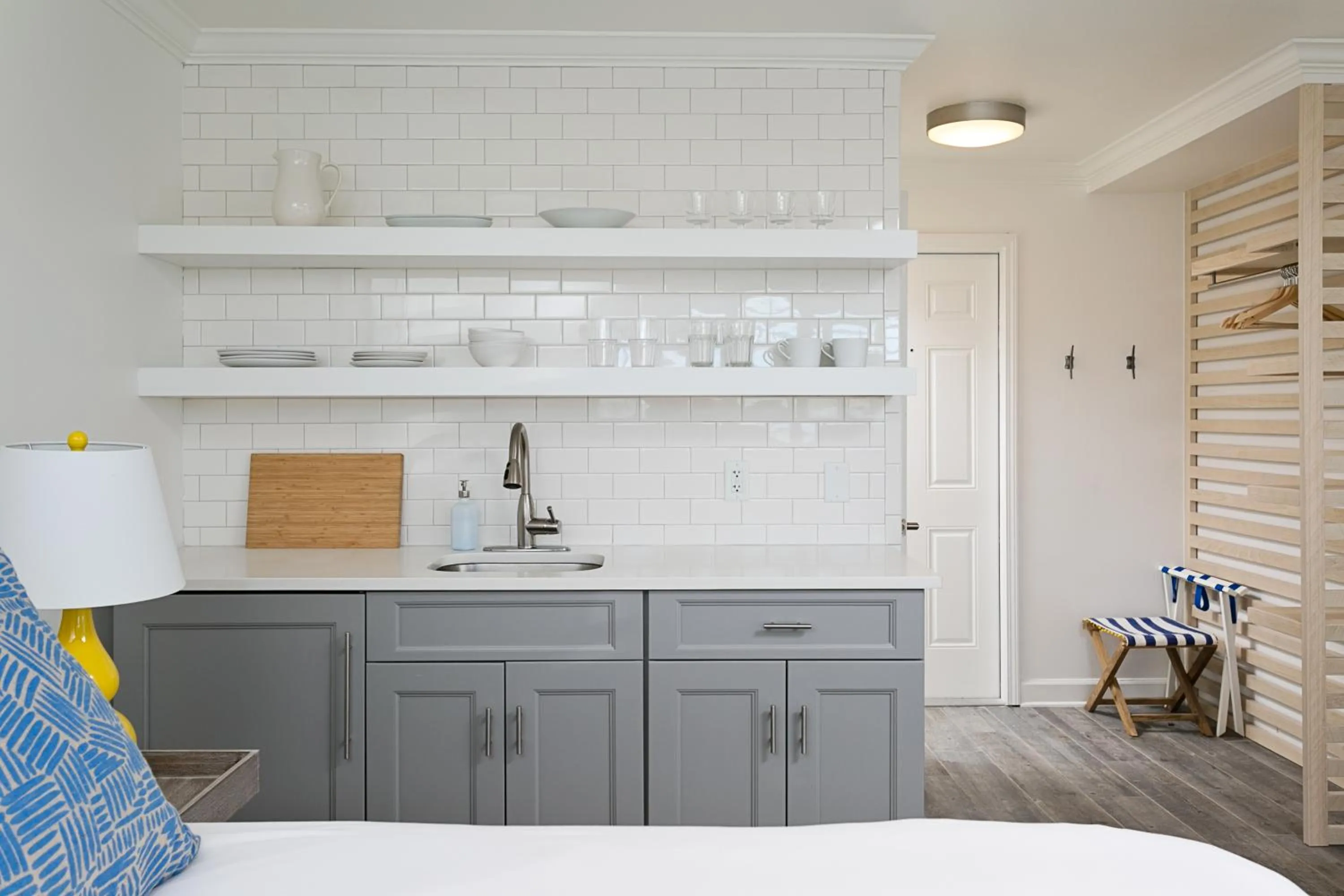 Kitchen or kitchenette in Inn on the Beach