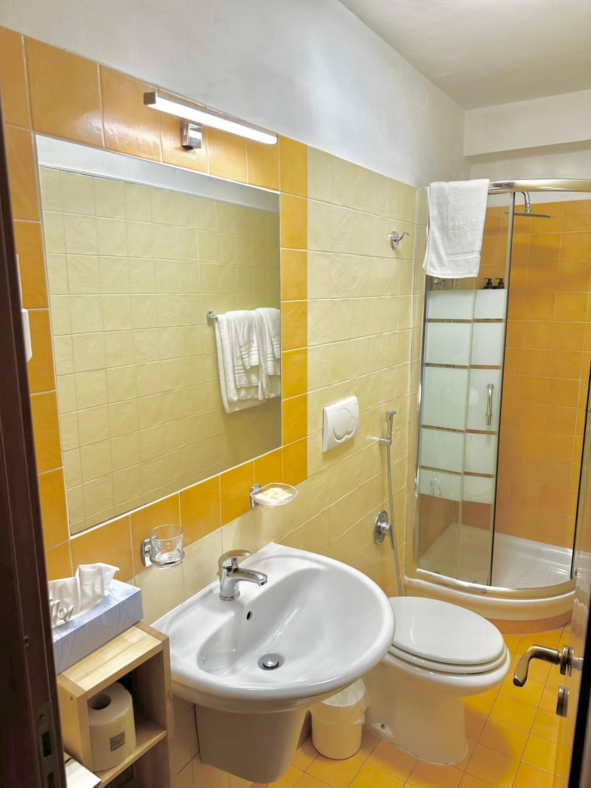 Villa Greta Hotel Rooms & Suites