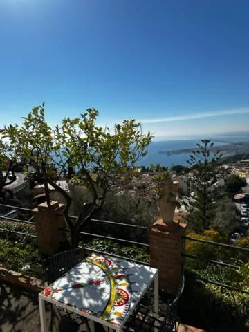 Villa Greta Hotel Rooms & Suites