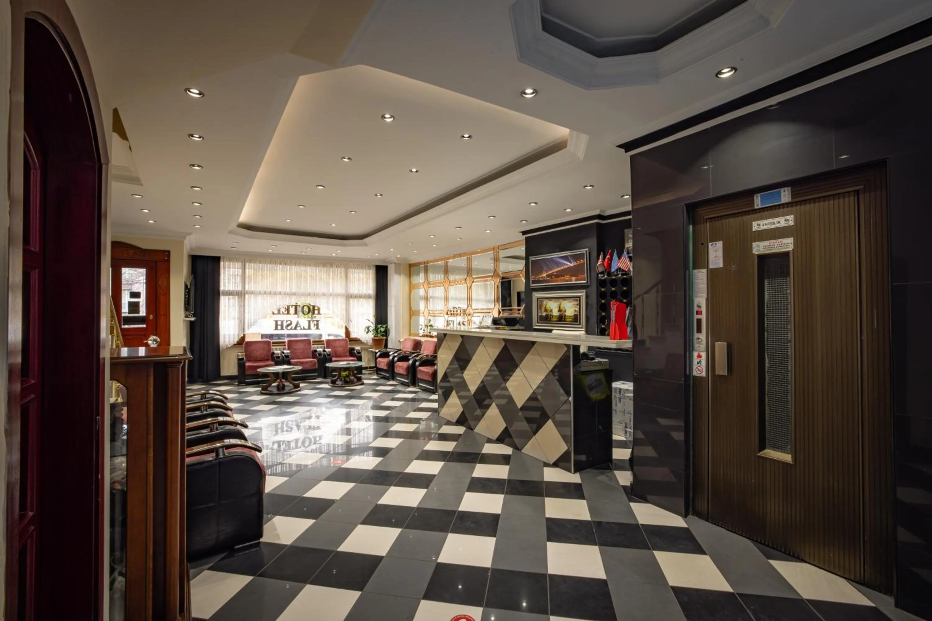 Lobby or reception in Hotel Flash