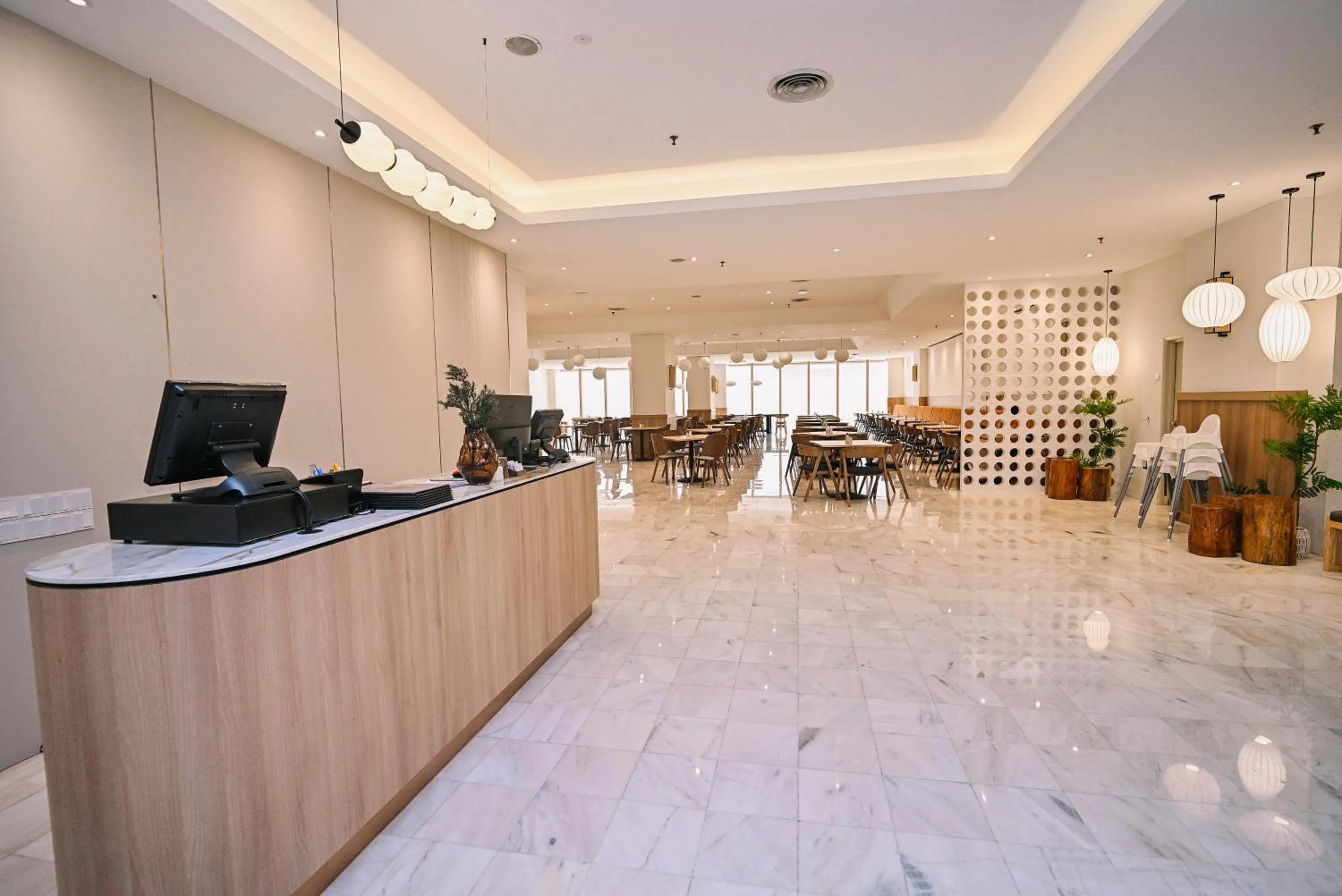 Dining area in Kingston Hotel 10 - Bukit Jalil