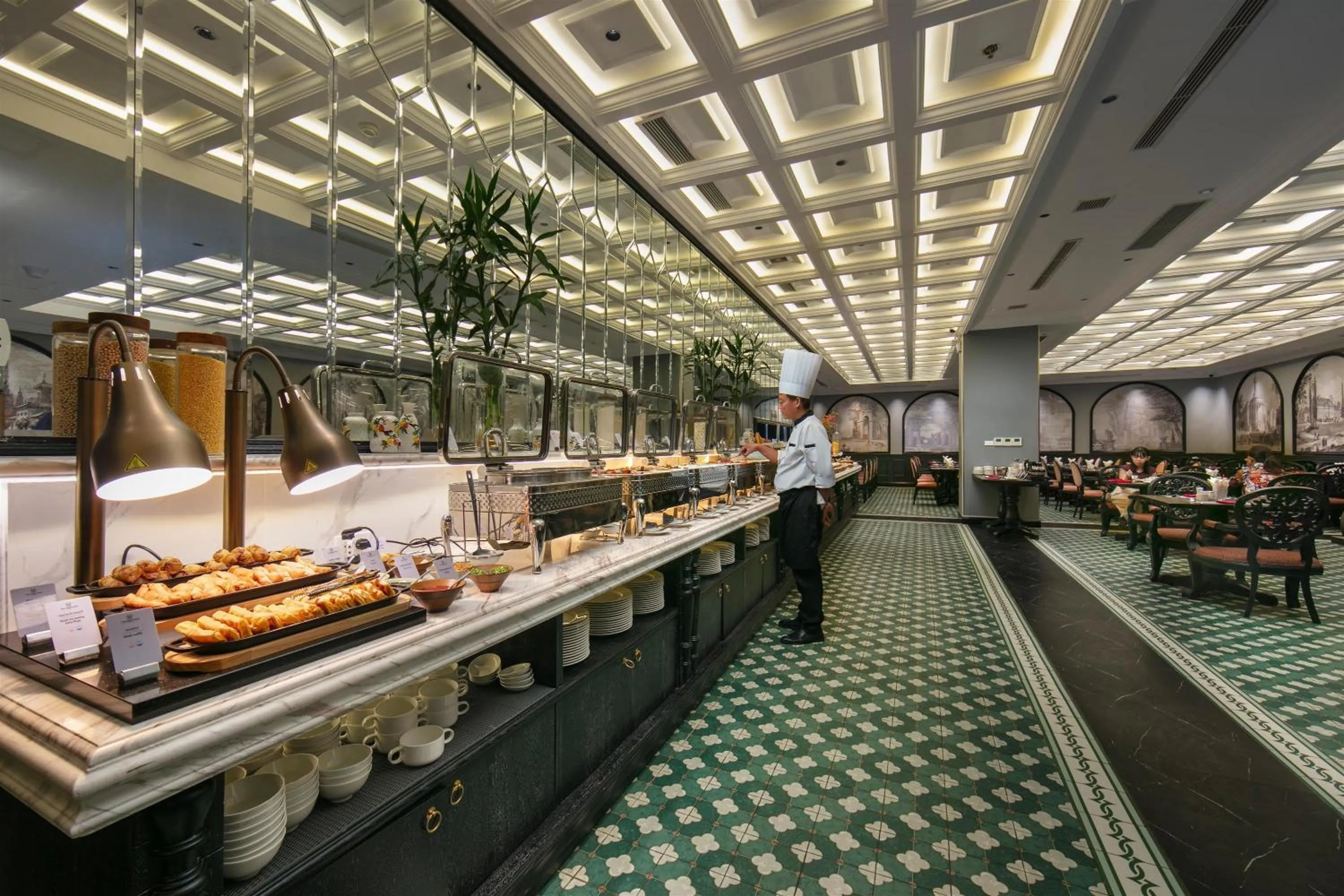 Restaurant/places to eat in THE LEGEND HANOI Hotel