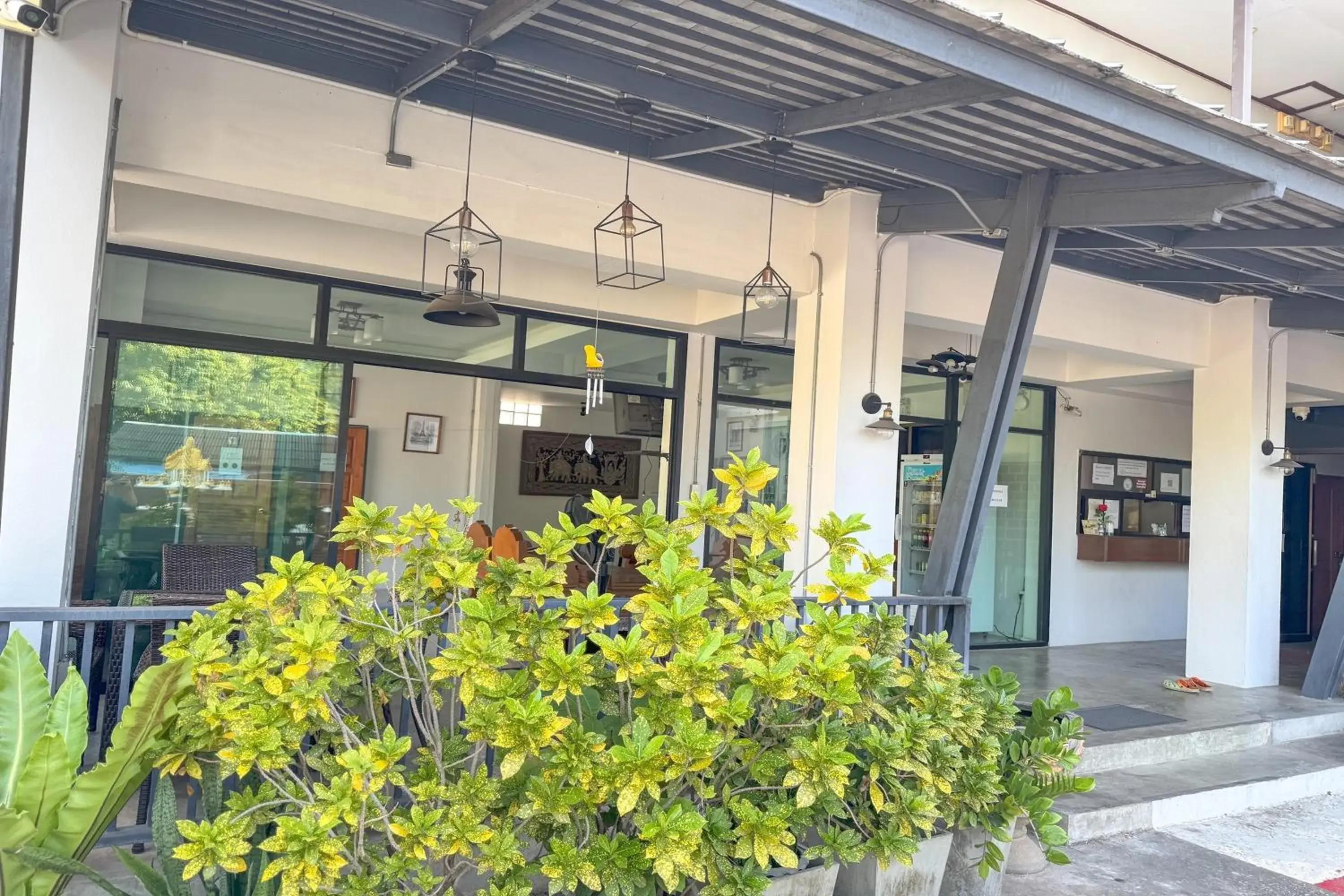 Property building in Jitrawadee Hotel Property building in Jitrawadee Hotel