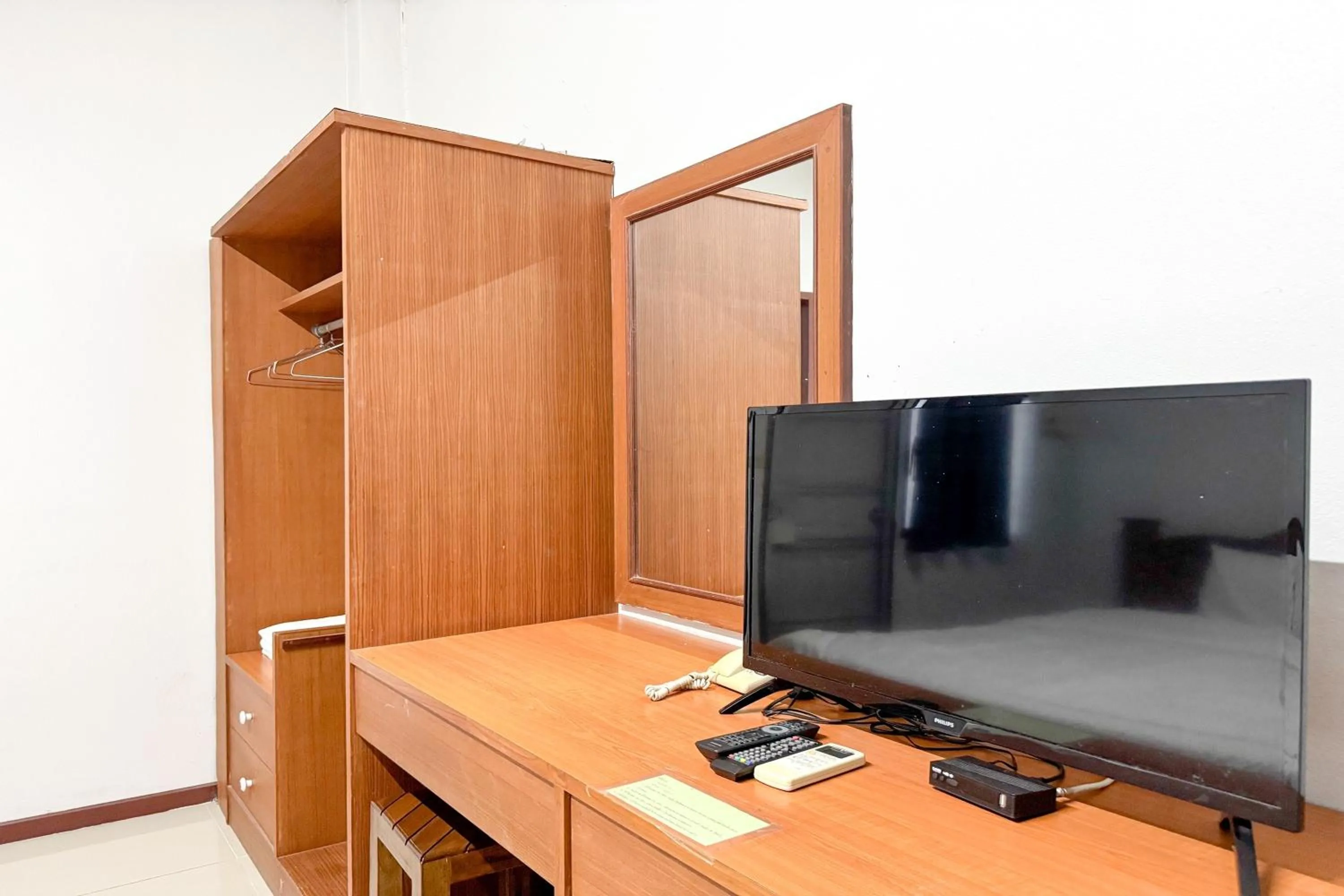 TV and multimedia in Jitrawadee Hotel