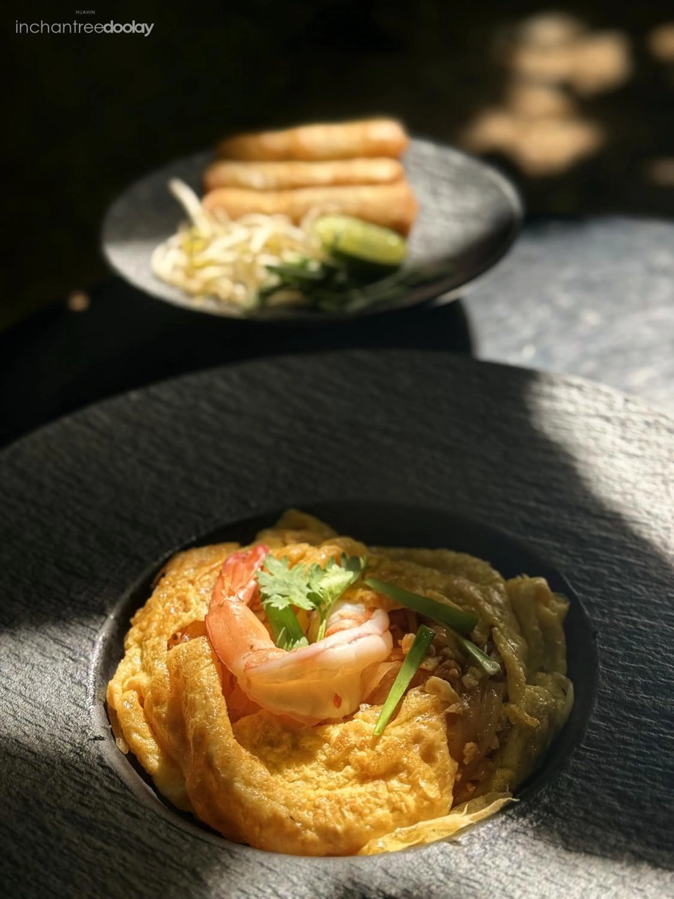 Restaurant/places to eat in inchantreedoolay huahin