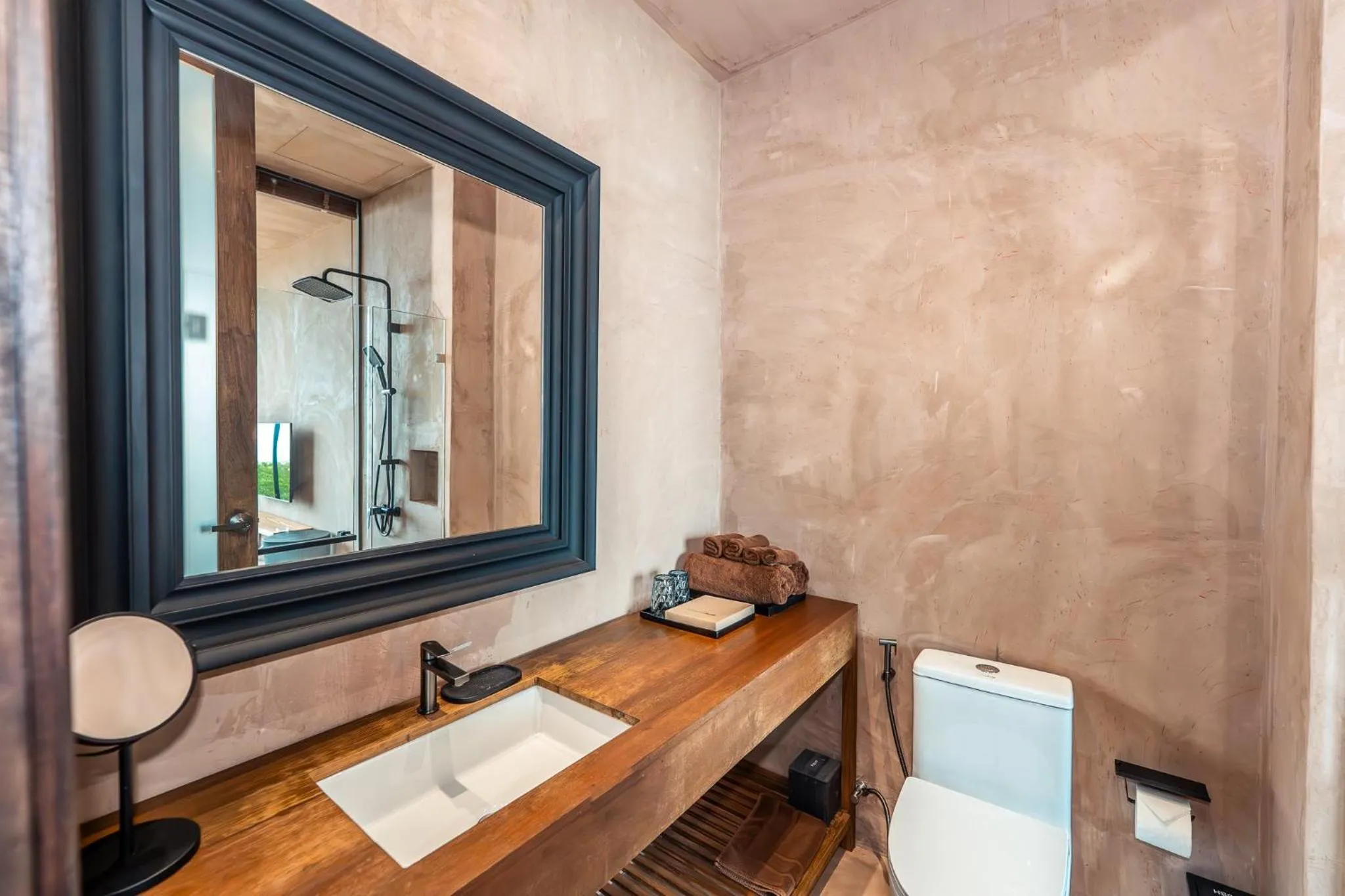 inchantreedoolay huahin